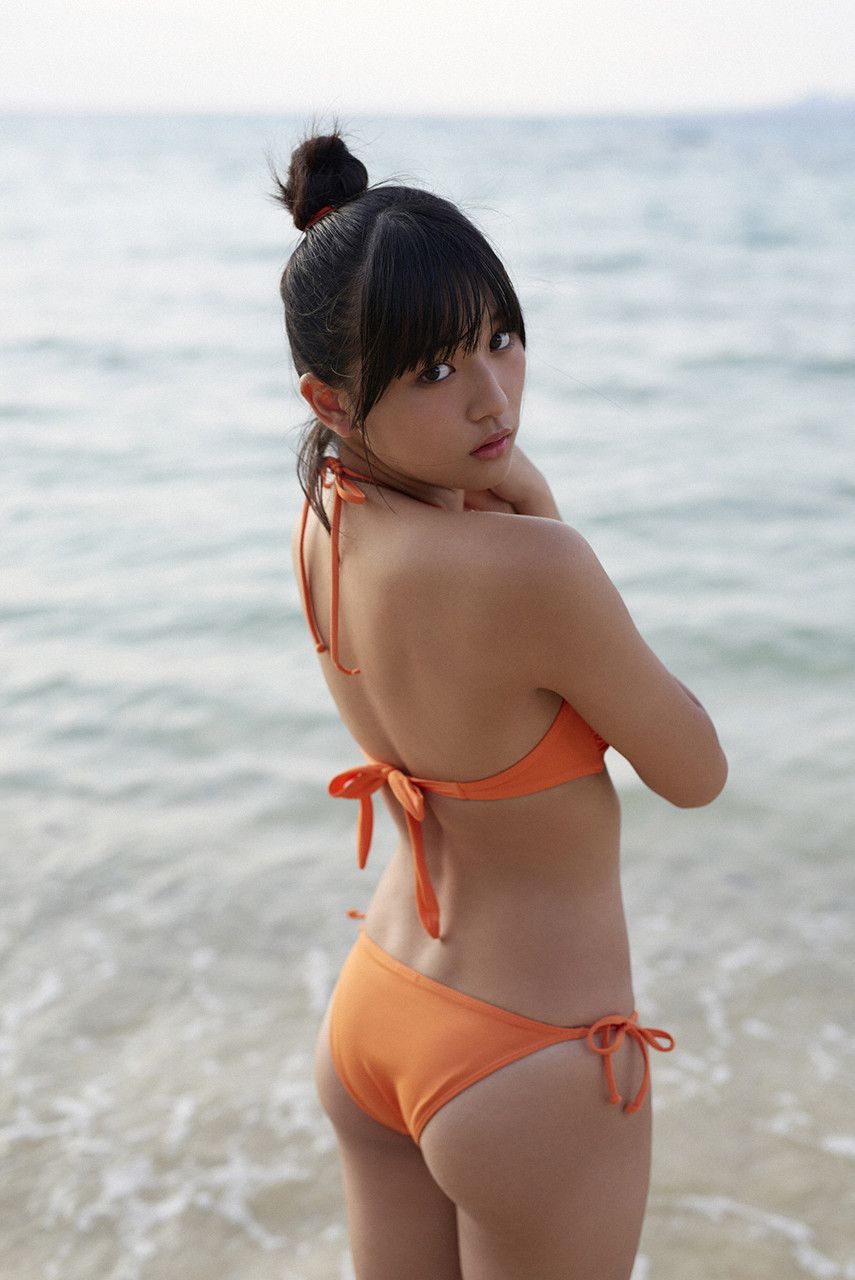 浅川梨奈《目が合ったらもう離れられない》 [WPB-net] No.188-189