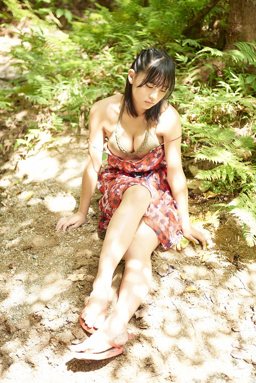 浅川梨奈《目が合ったらもう離れられない》 [WPB-net] No.188-189
