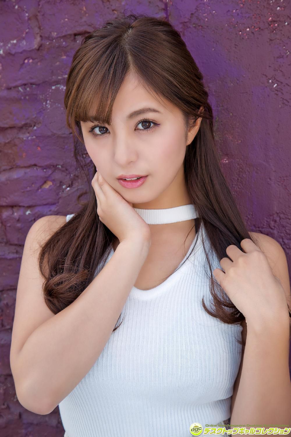 柳いろは《バラエティ番組などで活躍中の美脚お姉さん》 [DGC]