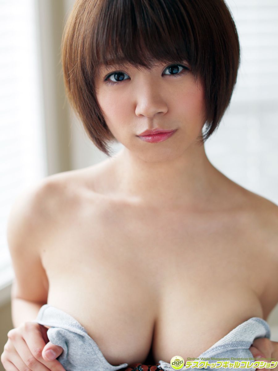 菜乃花《90cmIカップのこぼれるバストに釘付け》 [DGC]