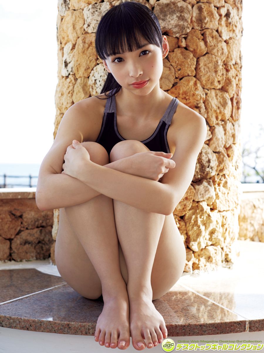鹤卷星奈《爽やか笑顔とスレンダーボディで大人気！！》 [DGC]