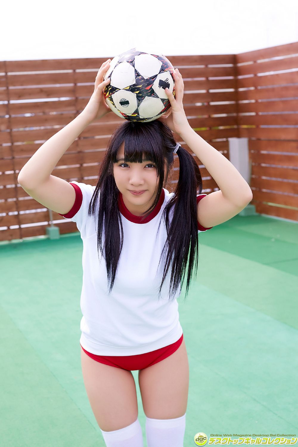 水沢柚乃《声優にもチャレンジ！巨乳ゲームアイドル！》 [DGC]