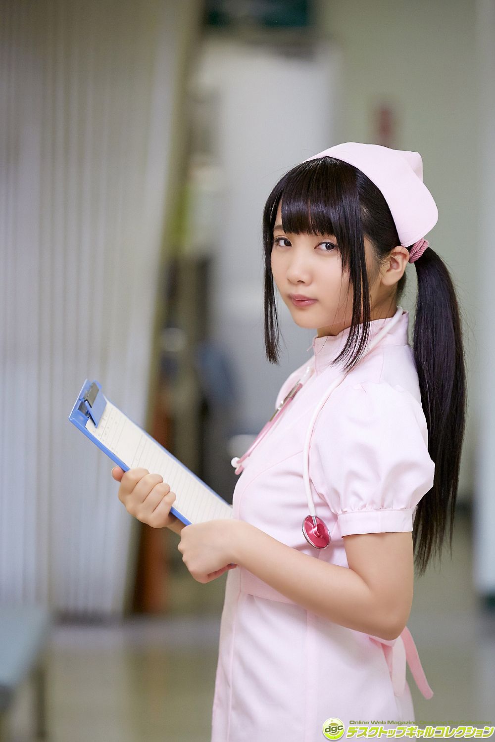 水沢柚乃《声優にもチャレンジ！巨乳ゲームアイドル！》 [DGC]