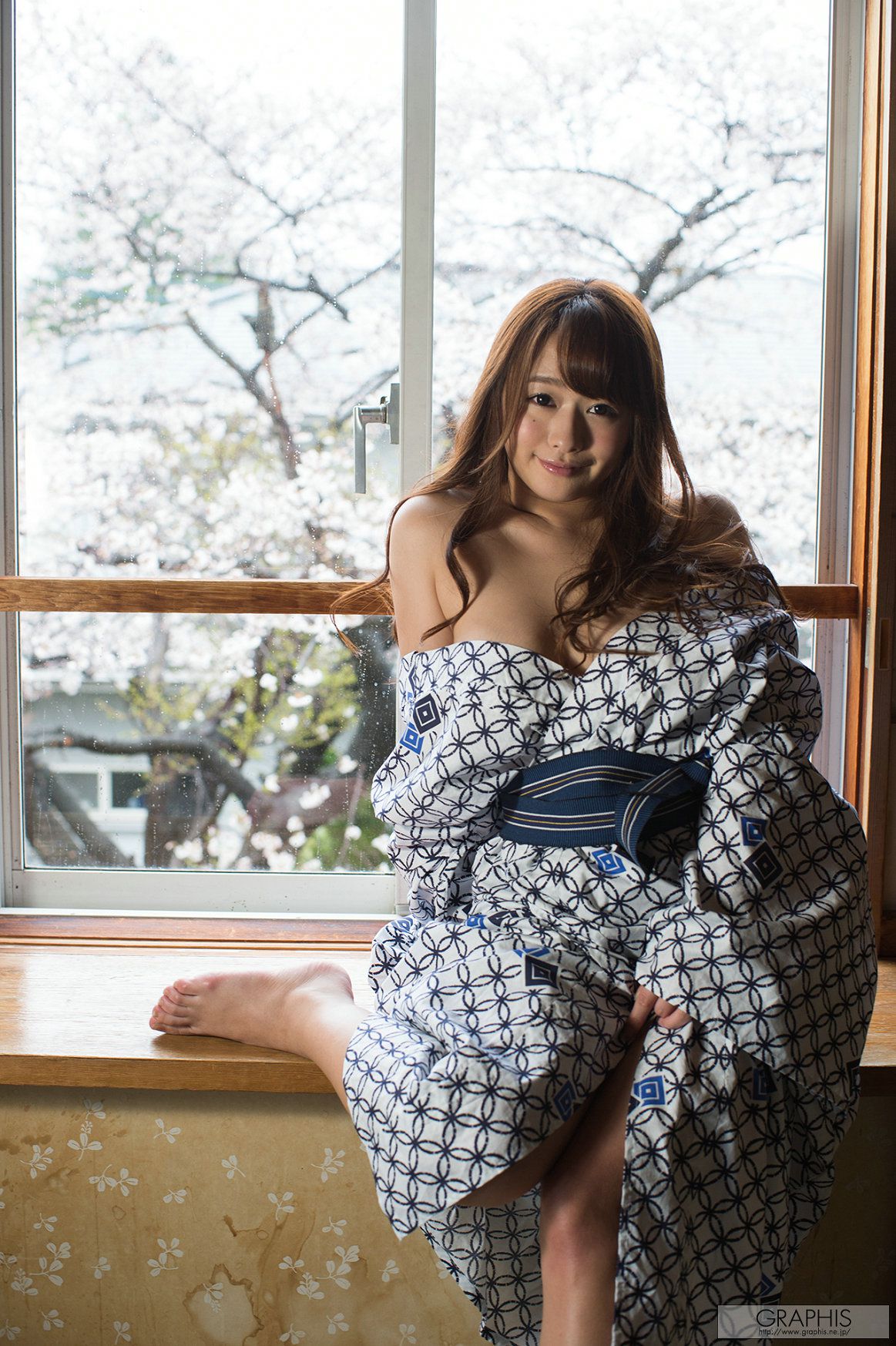 白石茉莉奈《Short Trip》 [Graphis] Gals