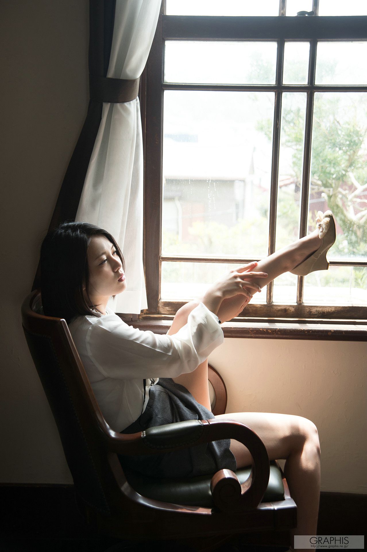松岡ちな/松冈千菜《I m Down》 [Graphis] Gals