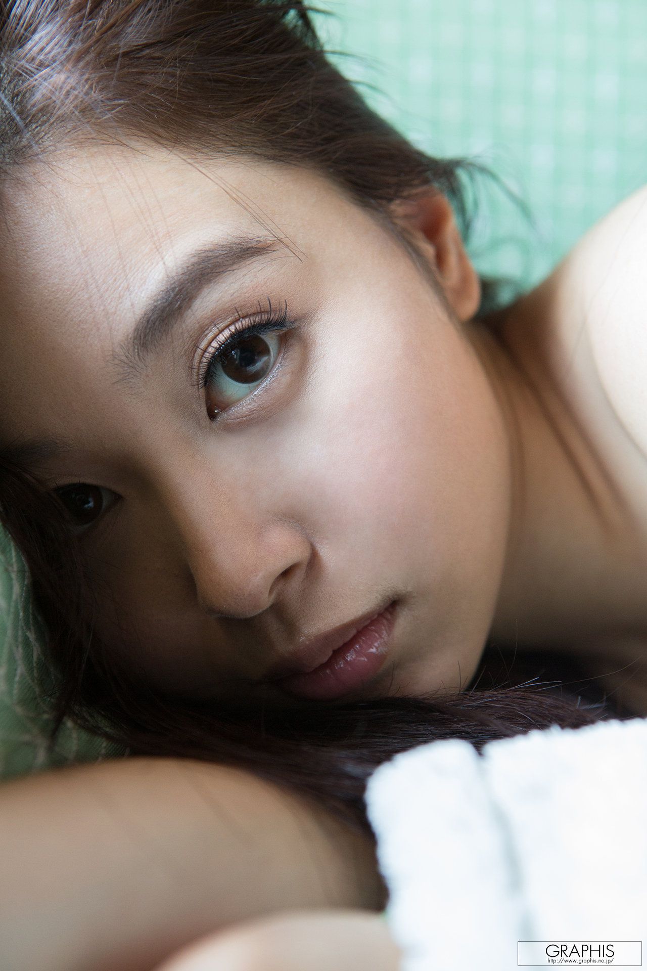 小川桃果 [Graphis] First Gravure 初脫ぎ娘