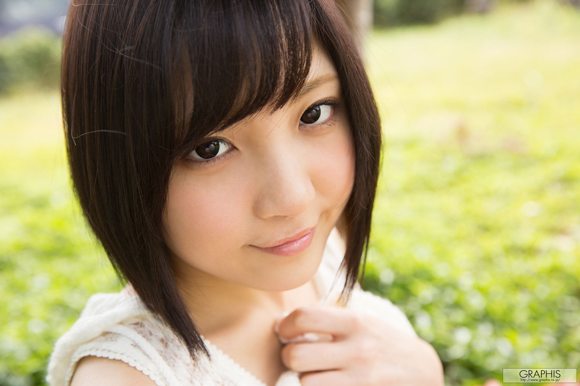 Umi Hirose 広瀬うみ/广濑海 [Graphis] First Gravure 初脫ぎ娘