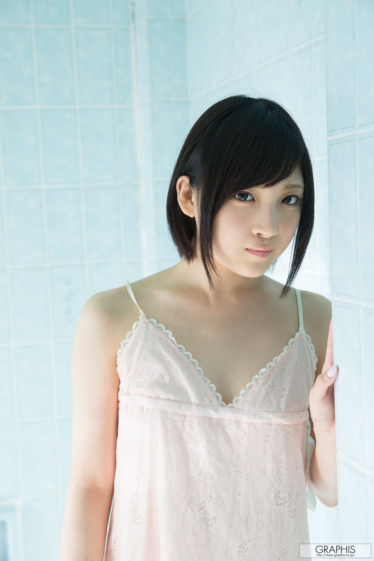 Umi Hirose 広瀬うみ/广濑海 [Graphis] First Gravure 初脫ぎ娘