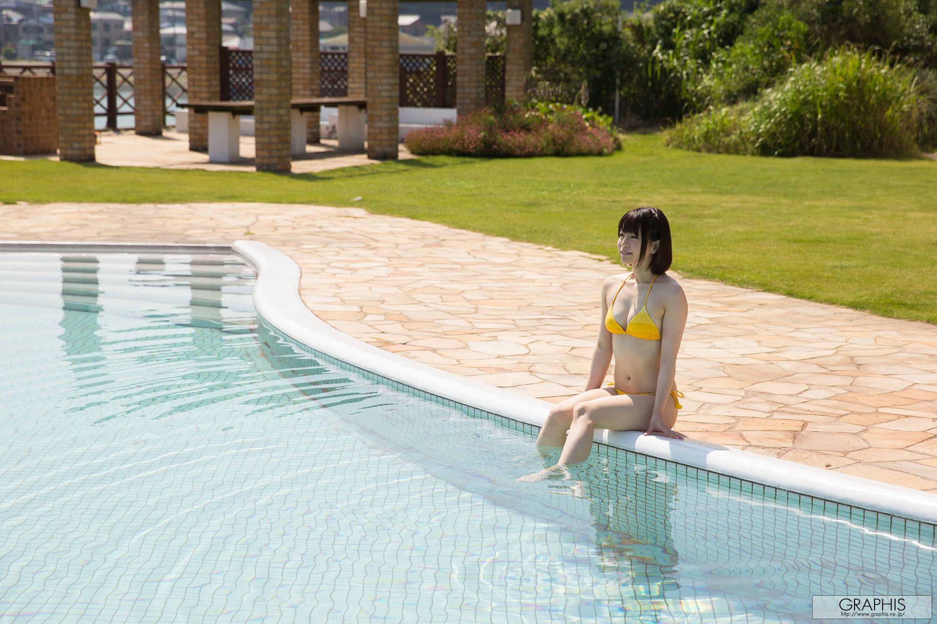 Nagakura Sena 永倉せな/永仓濑奈 [Graphis] First Gravure 初脫ぎ娘