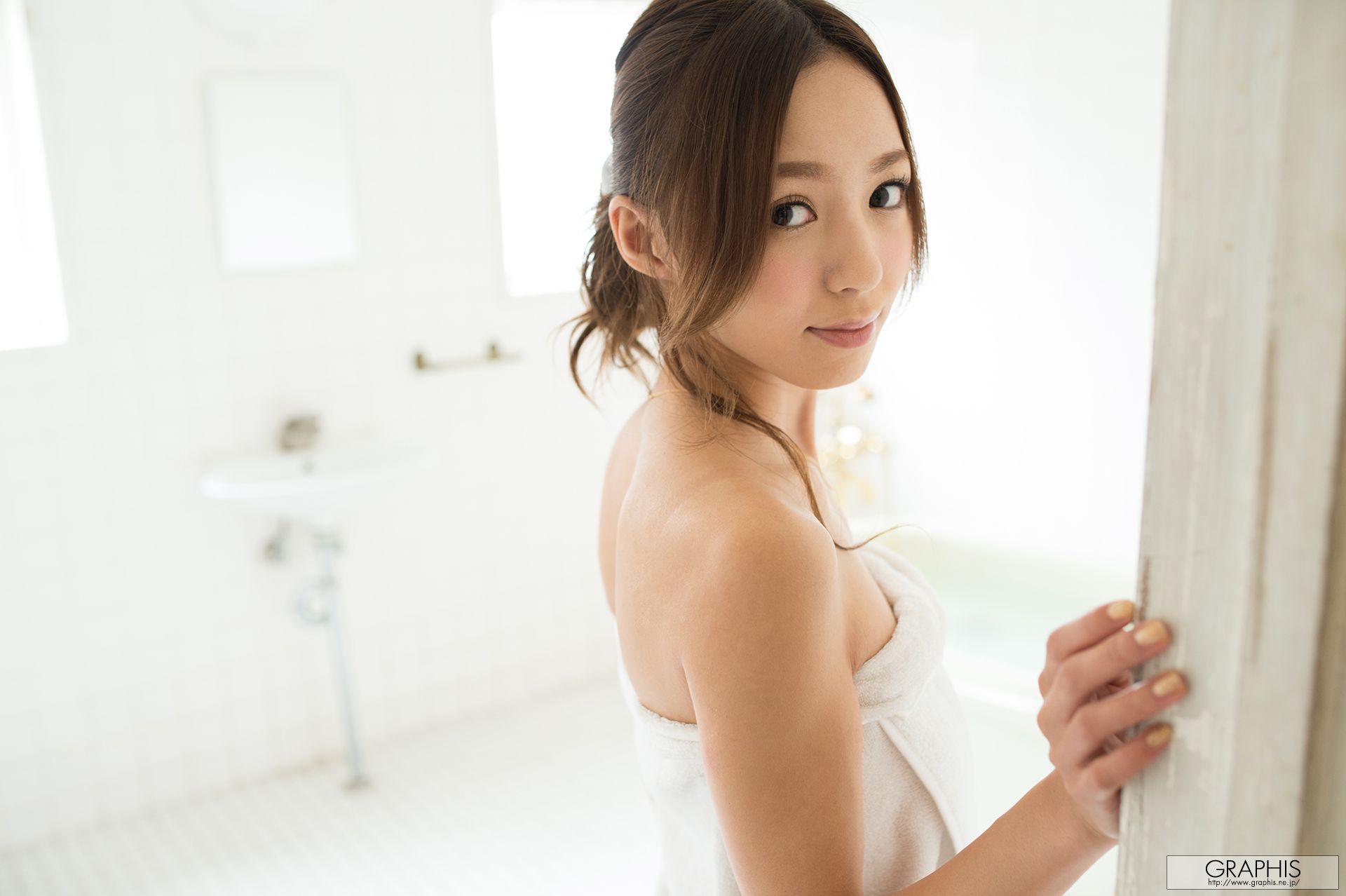 希志あいの Aino Kishi《Avenir》 [Graphis] Gals