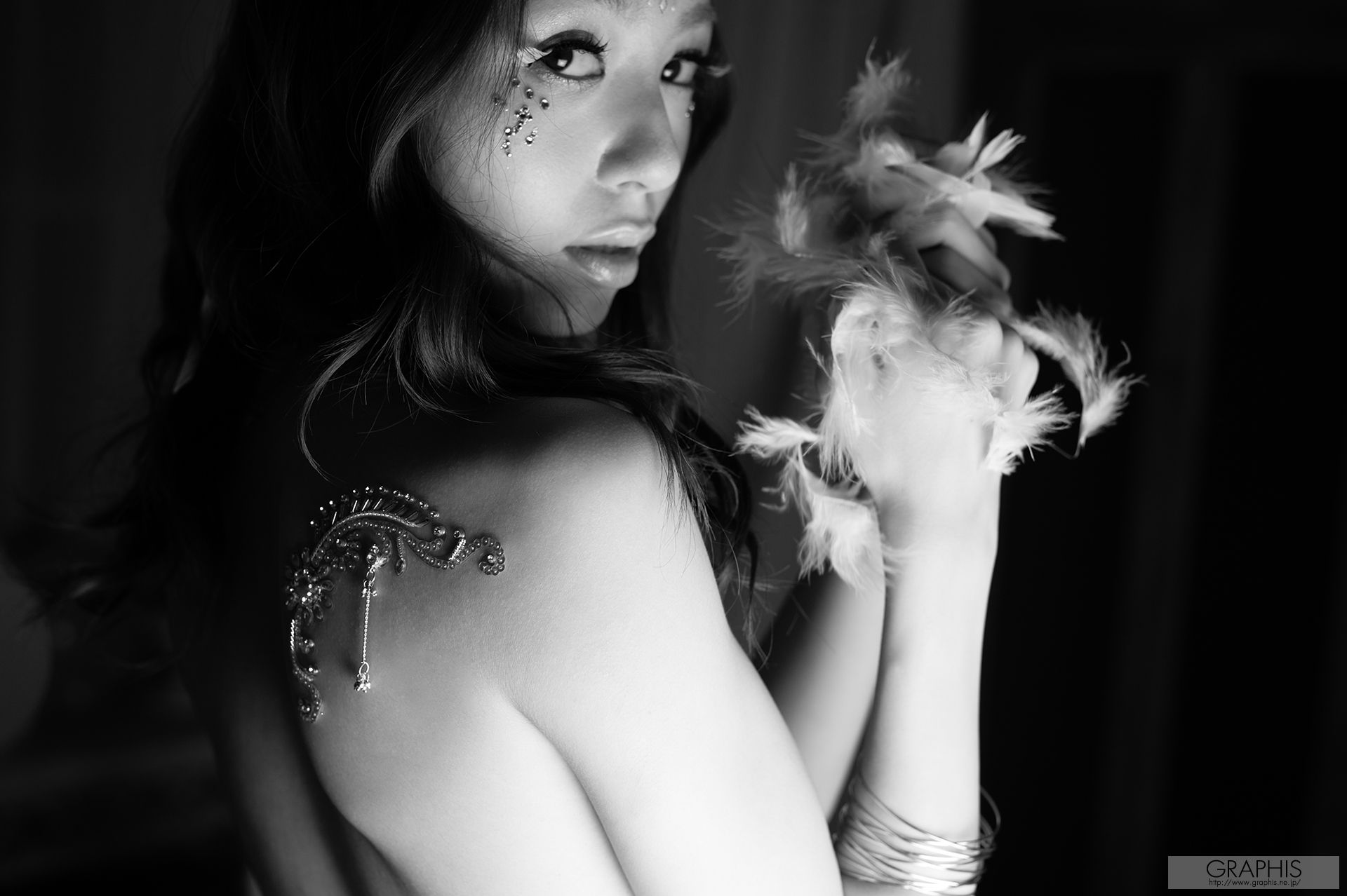希志あいの Aino Kishi《Avenir》 [Graphis] Gals