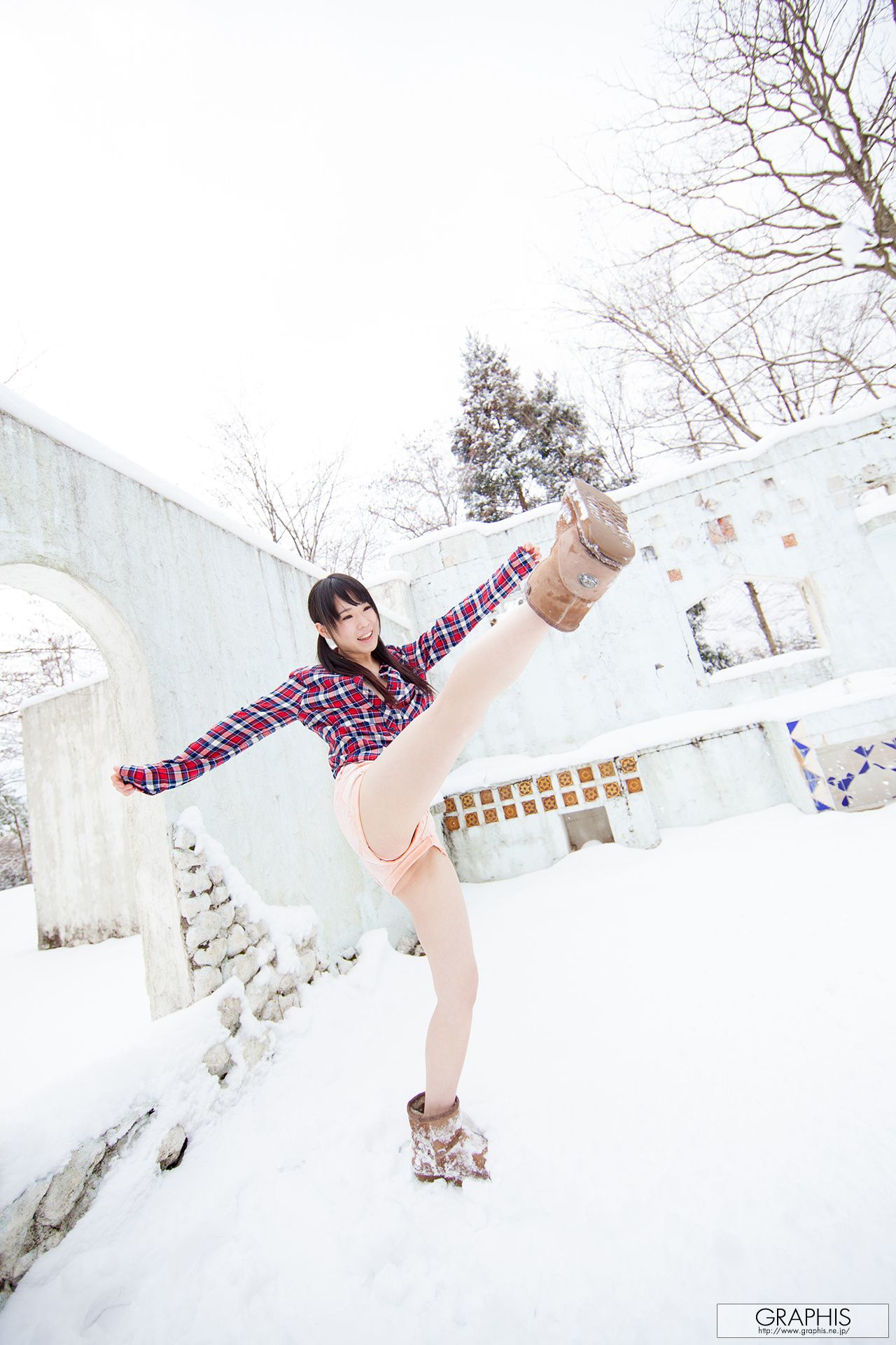Yuzu Kitagawa 北川ゆず/北川柚子 [Graphis] First Gravure 初脫ぎ娘