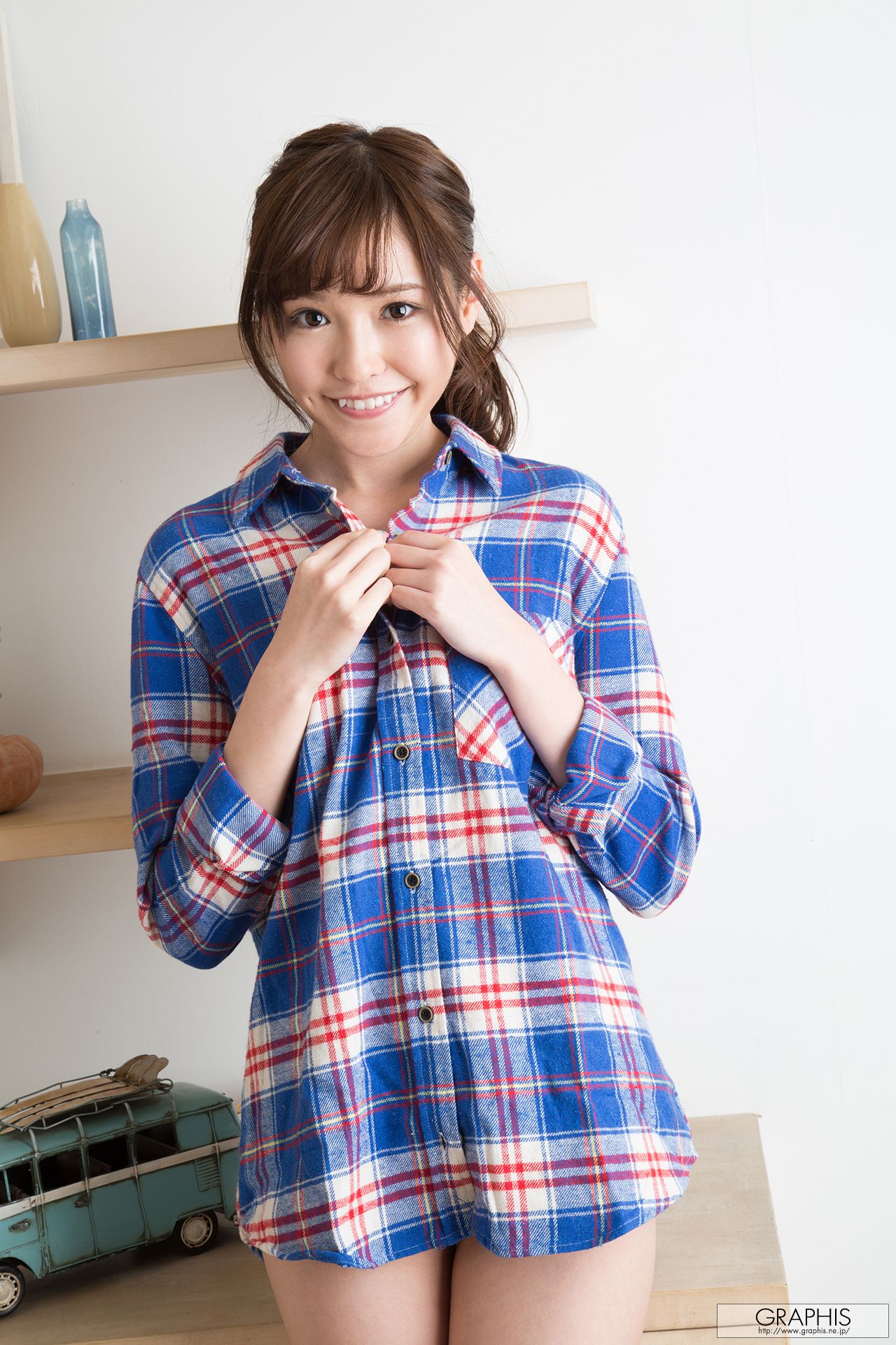 [Arina Hashimoto 橋本ありな/桥本有菜 [Graphis] First Gravure 初脫ぎ娘