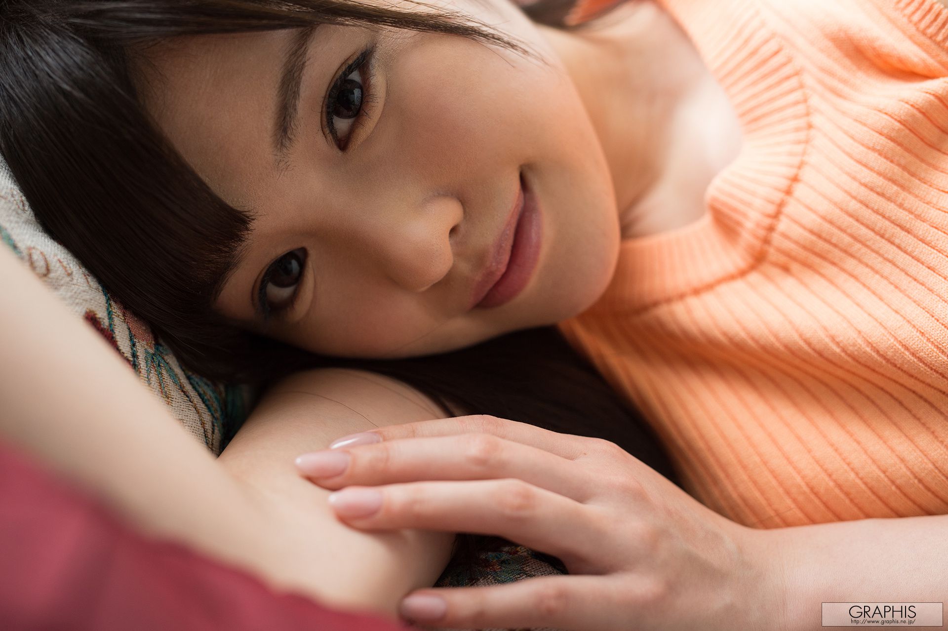 橋本ありな《Angel whisper》 [Graphis] Gals
