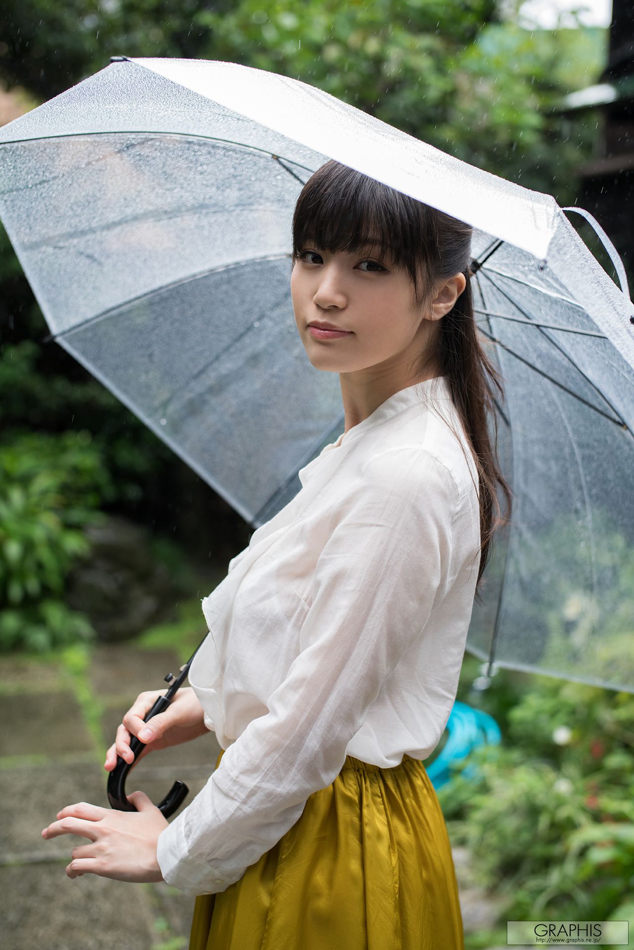 高橋しょう子《Noble bomb》 [Graphis] Gals
