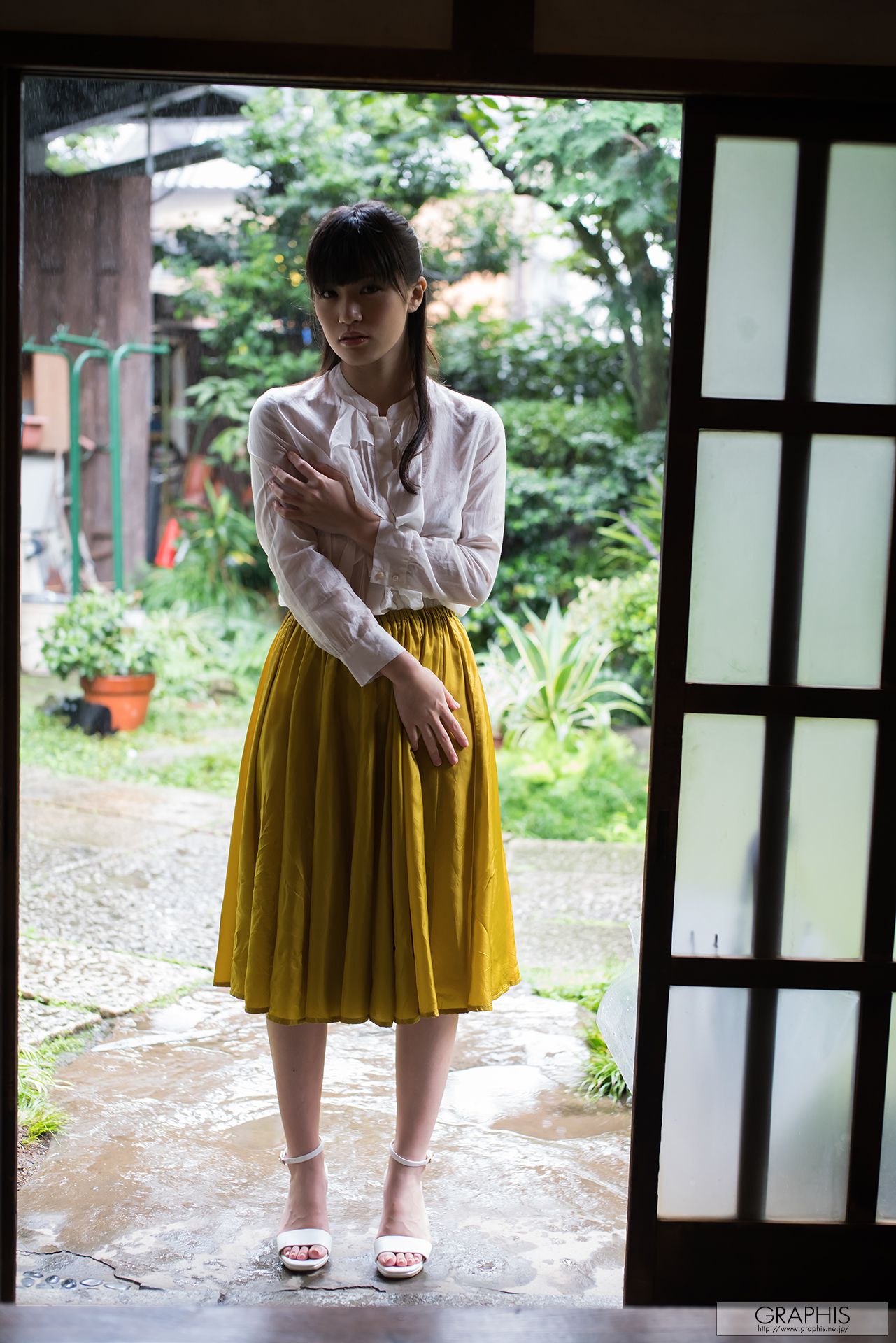 高橋しょう子《Noble bomb》 [Graphis] Gals