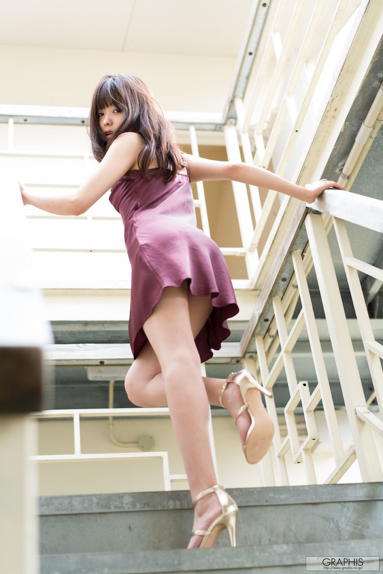 Kaname Ootori 凰かなめ/凤香奈芽 [Graphis] First Gravure 初脫ぎ娘