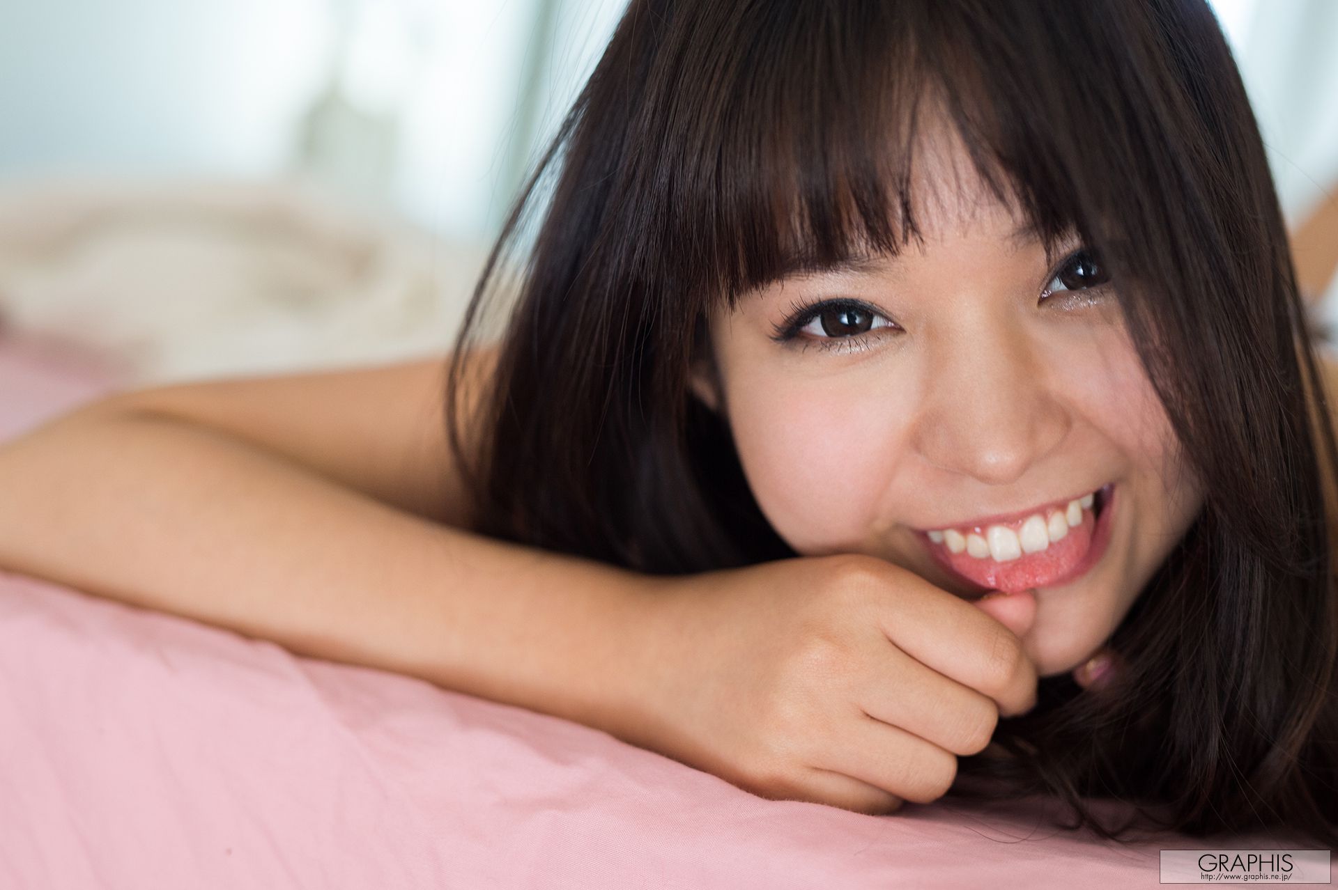 彩乃なな/彩乃奈奈『Whimsical cat』 [Graphis] Gals