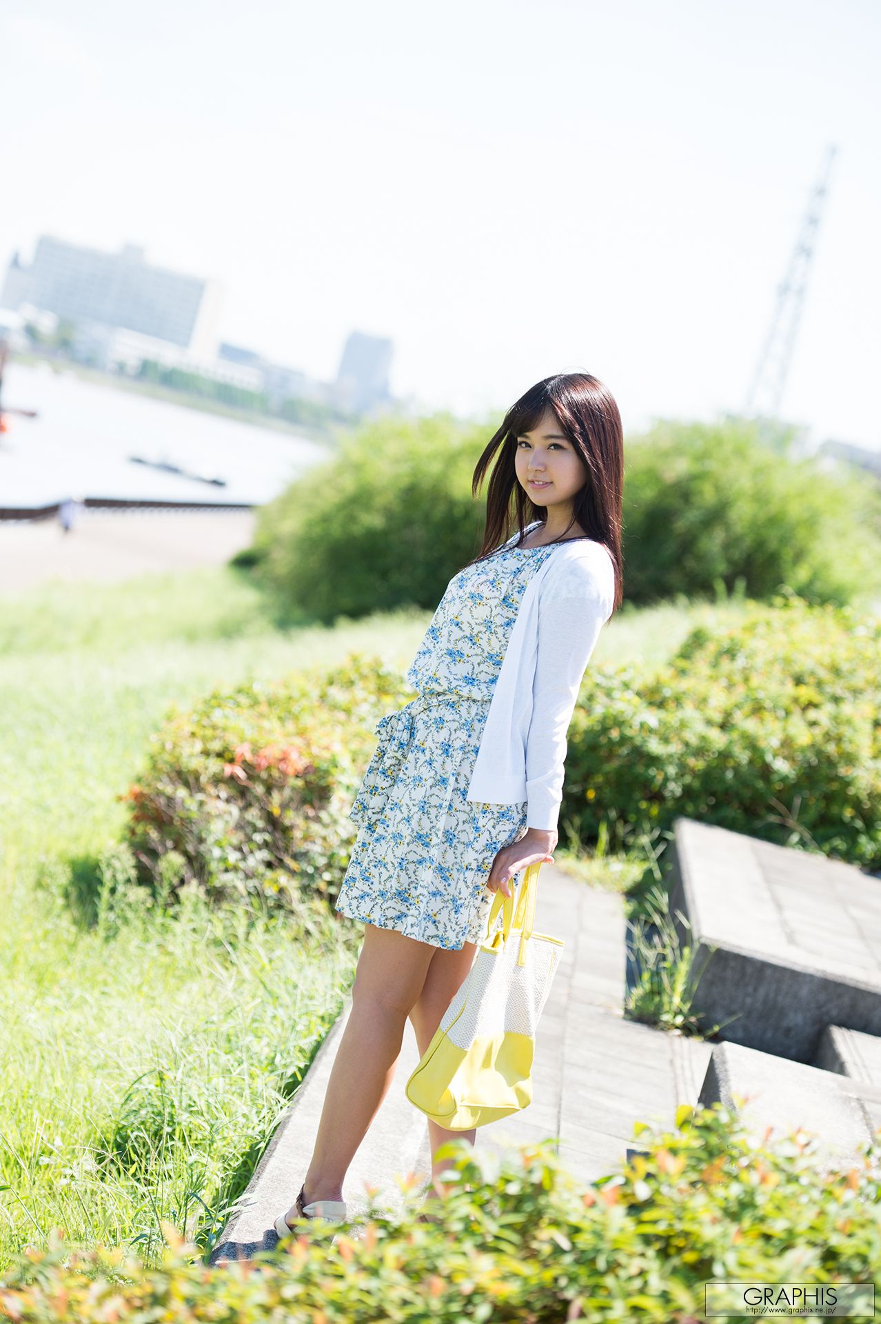 彩乃なな/彩乃奈奈『Whimsical cat』 [Graphis] Gals