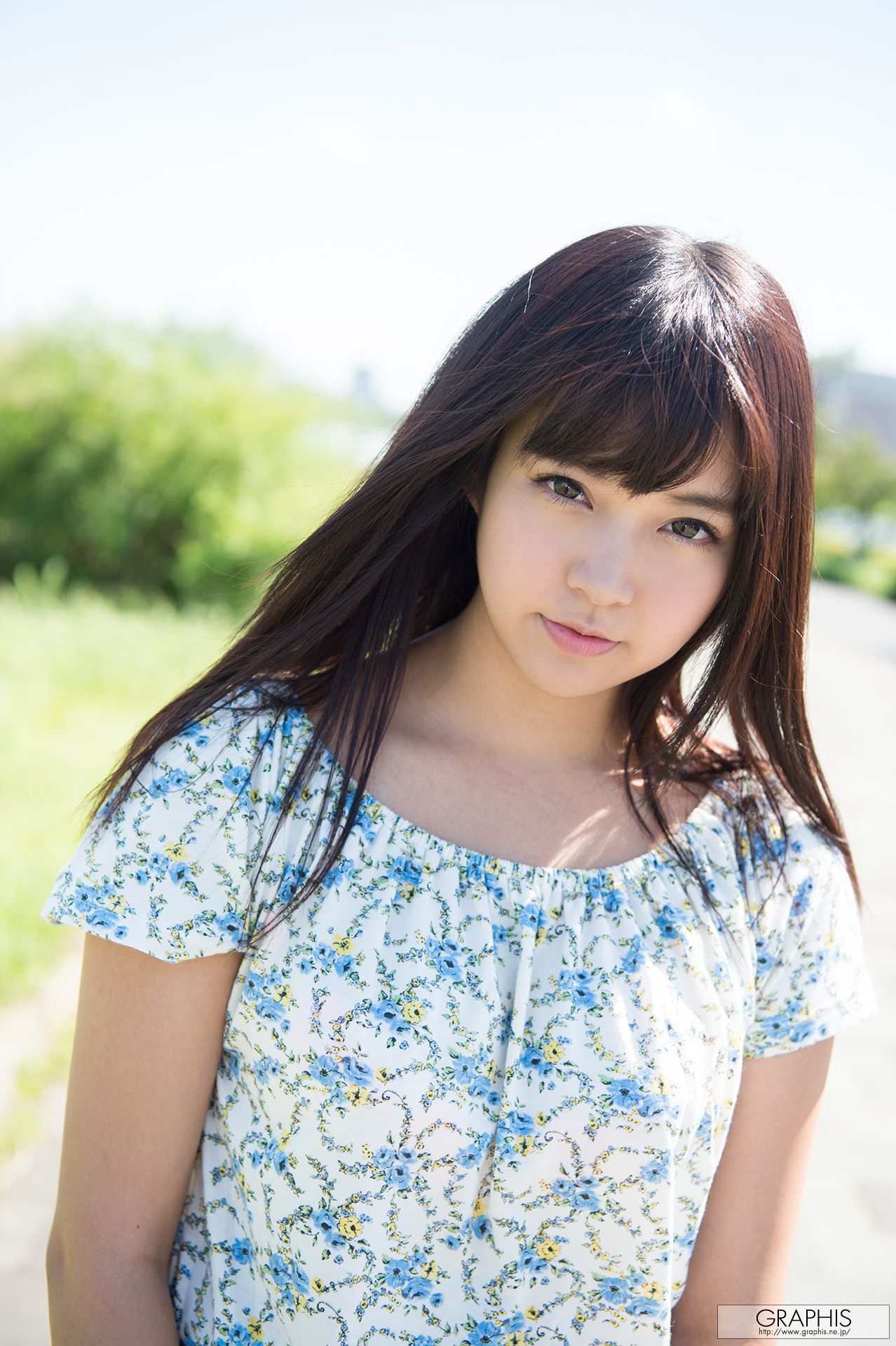 彩乃なな/彩乃奈奈『Whimsical cat』 [Graphis] Gals