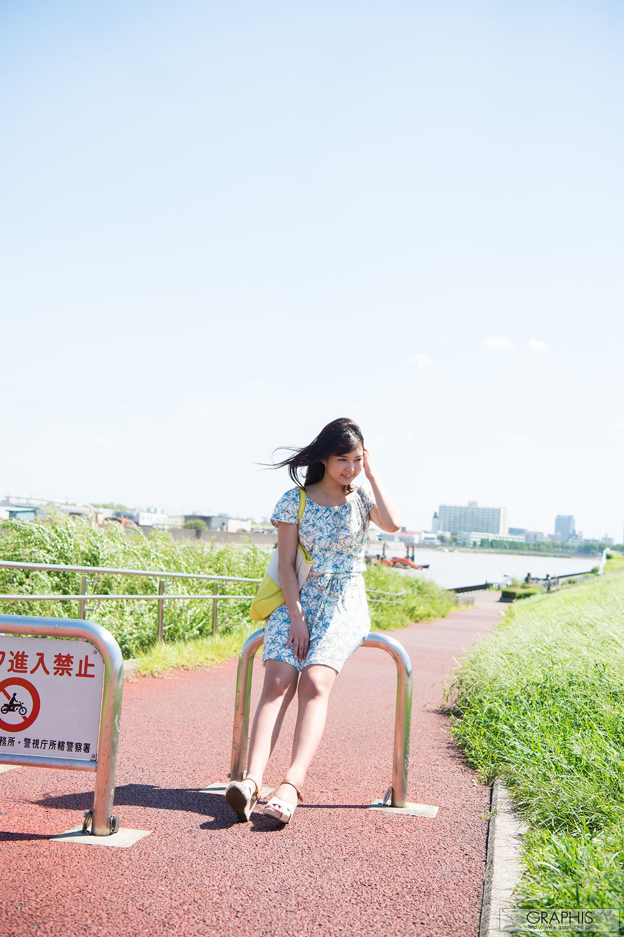 彩乃なな/彩乃奈奈『Whimsical cat』 [Graphis] Gals