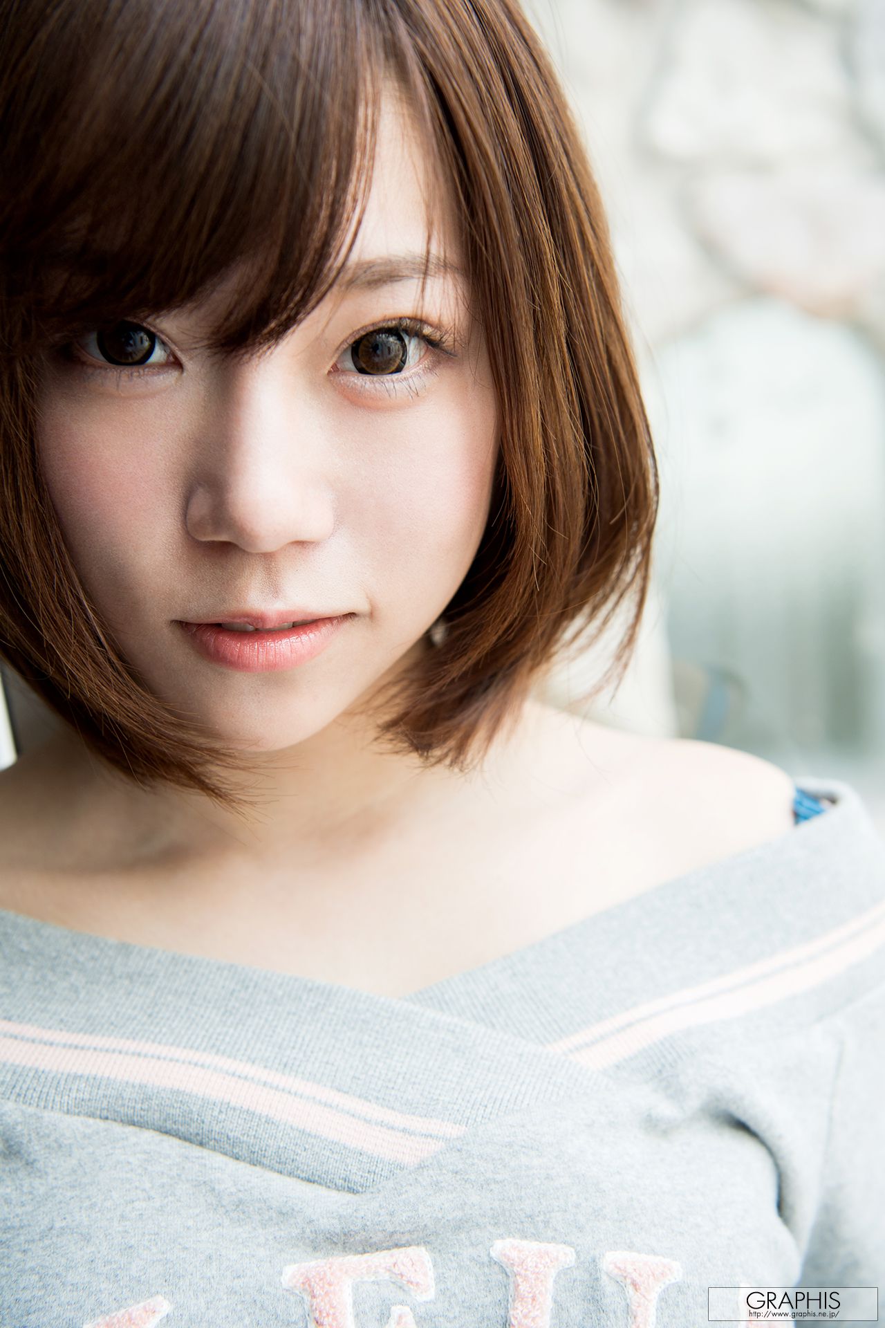 Tsubasa 翼 [Graphis] First Gravure 初脫ぎ娘