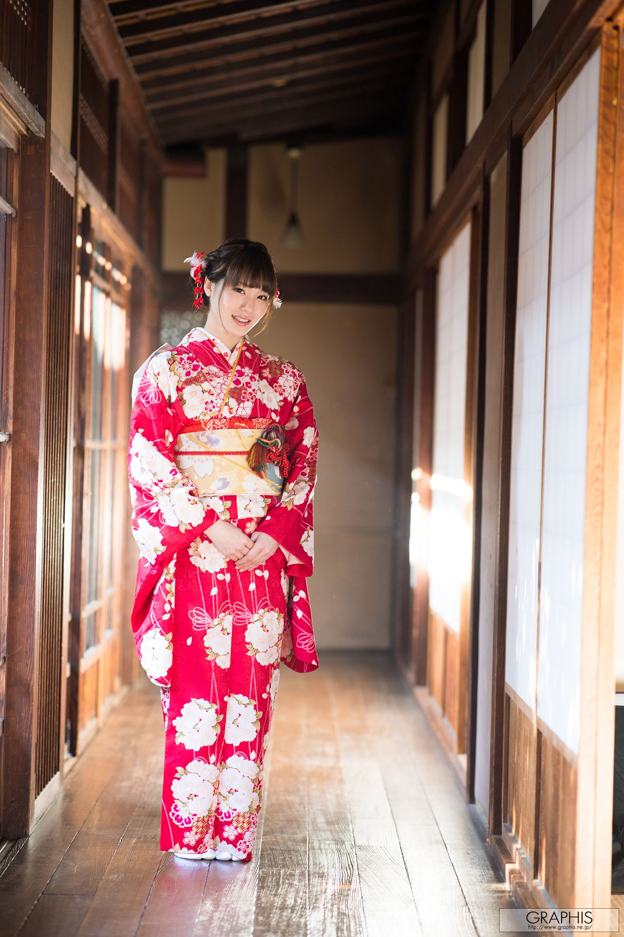 Airi Suzumura 鈴村あいり [Graphis] 期間限定 Limited Edition