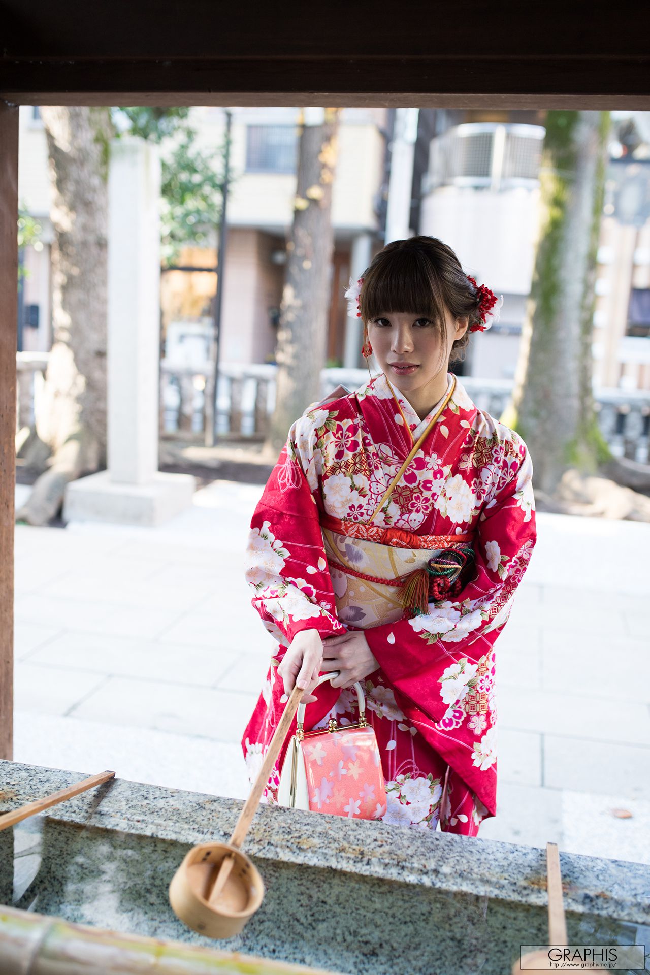 Airi Suzumura 鈴村あいり [Graphis] 期間限定 Limited Edition
