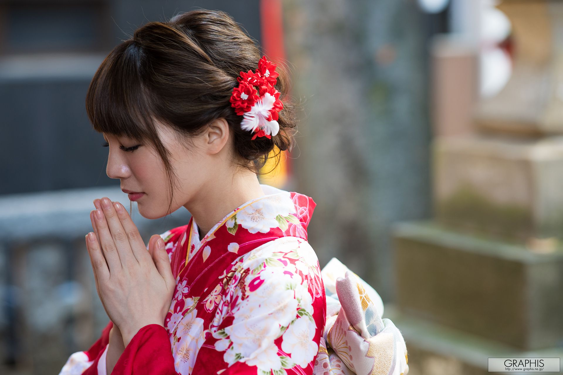 Airi Suzumura 鈴村あいり [Graphis] 期間限定 Limited Edition