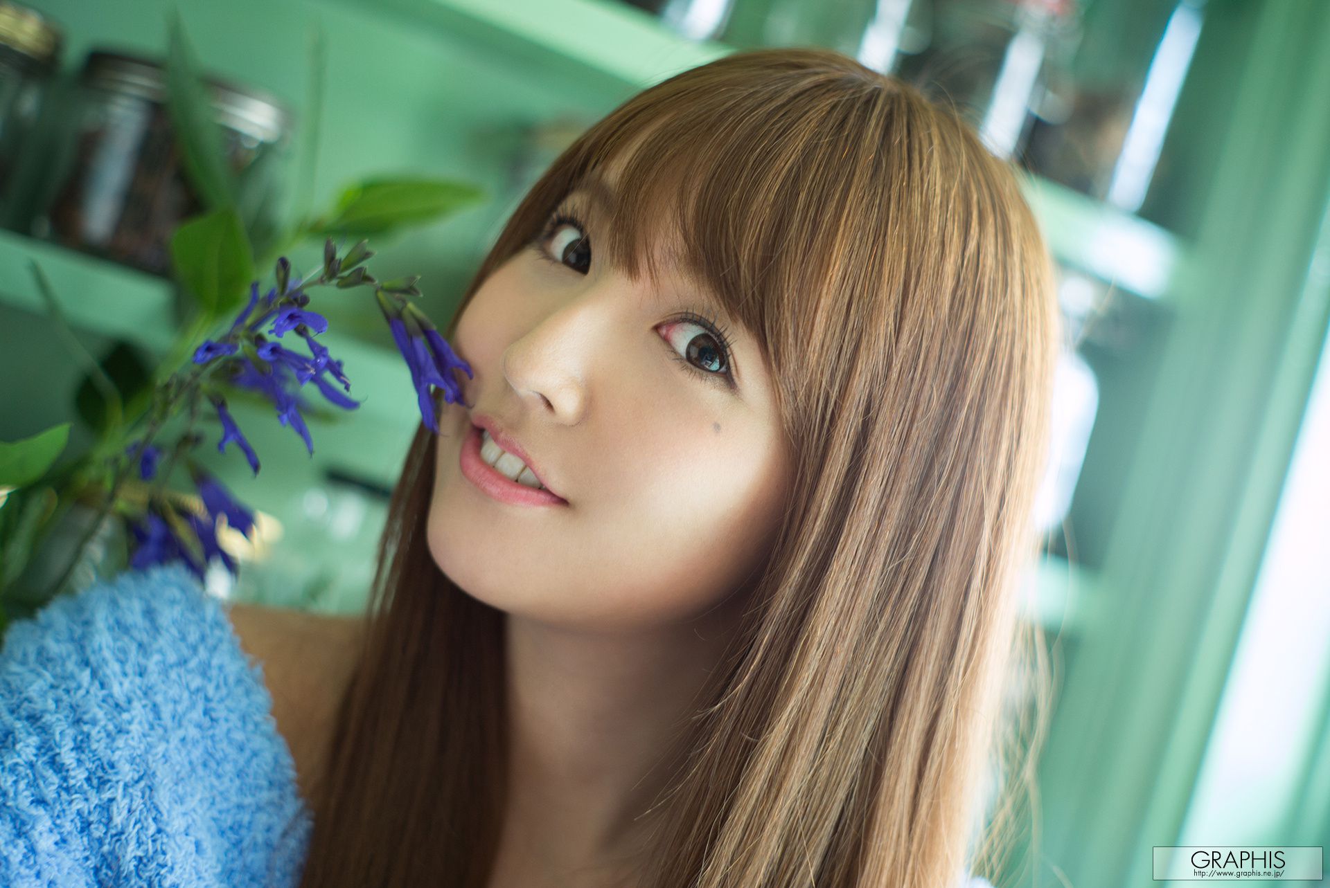 三上悠亜『Divine Sprout』 [Graphis] Gals
