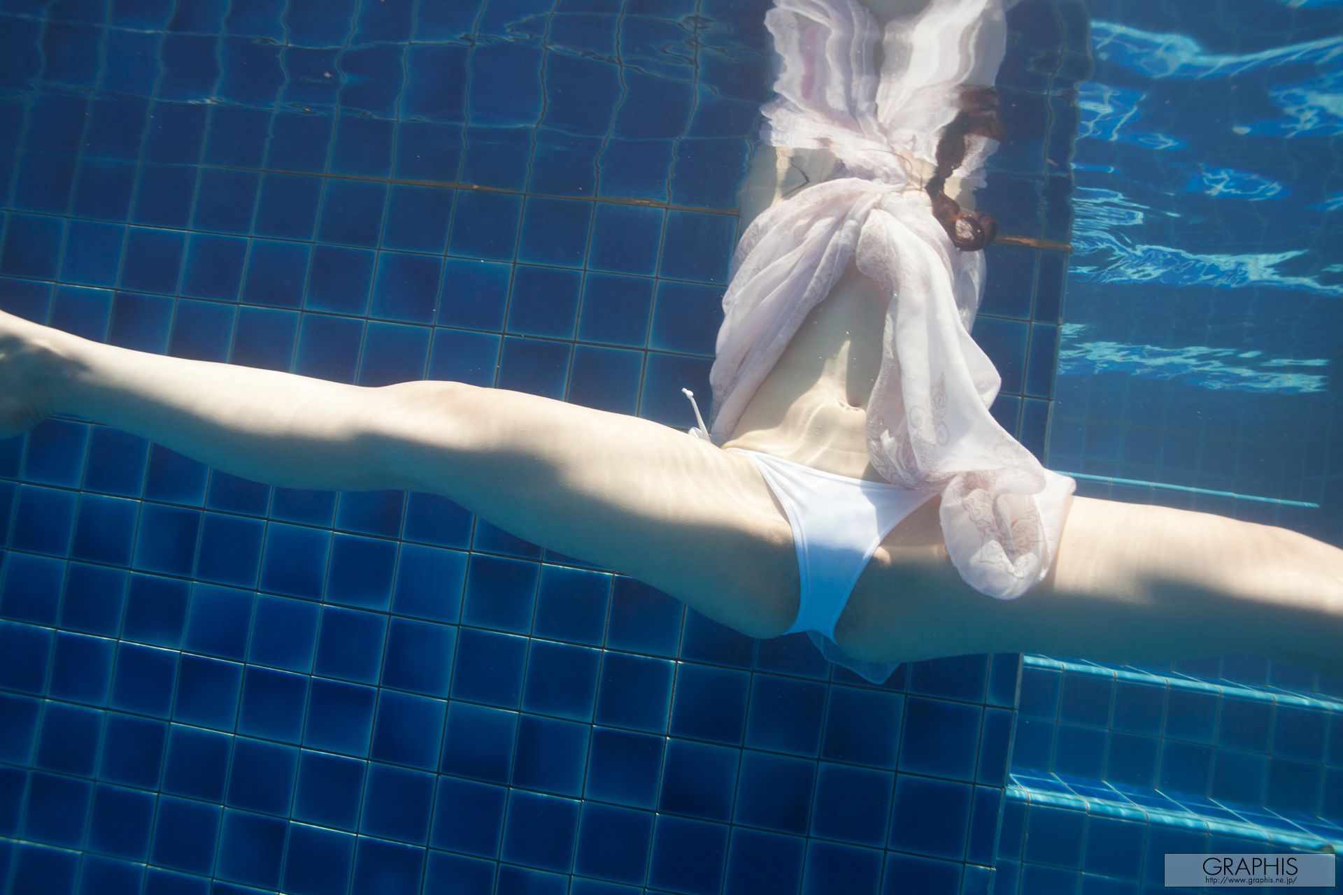市川まさみ《Fascinating Rest》 [Graphis] Gals