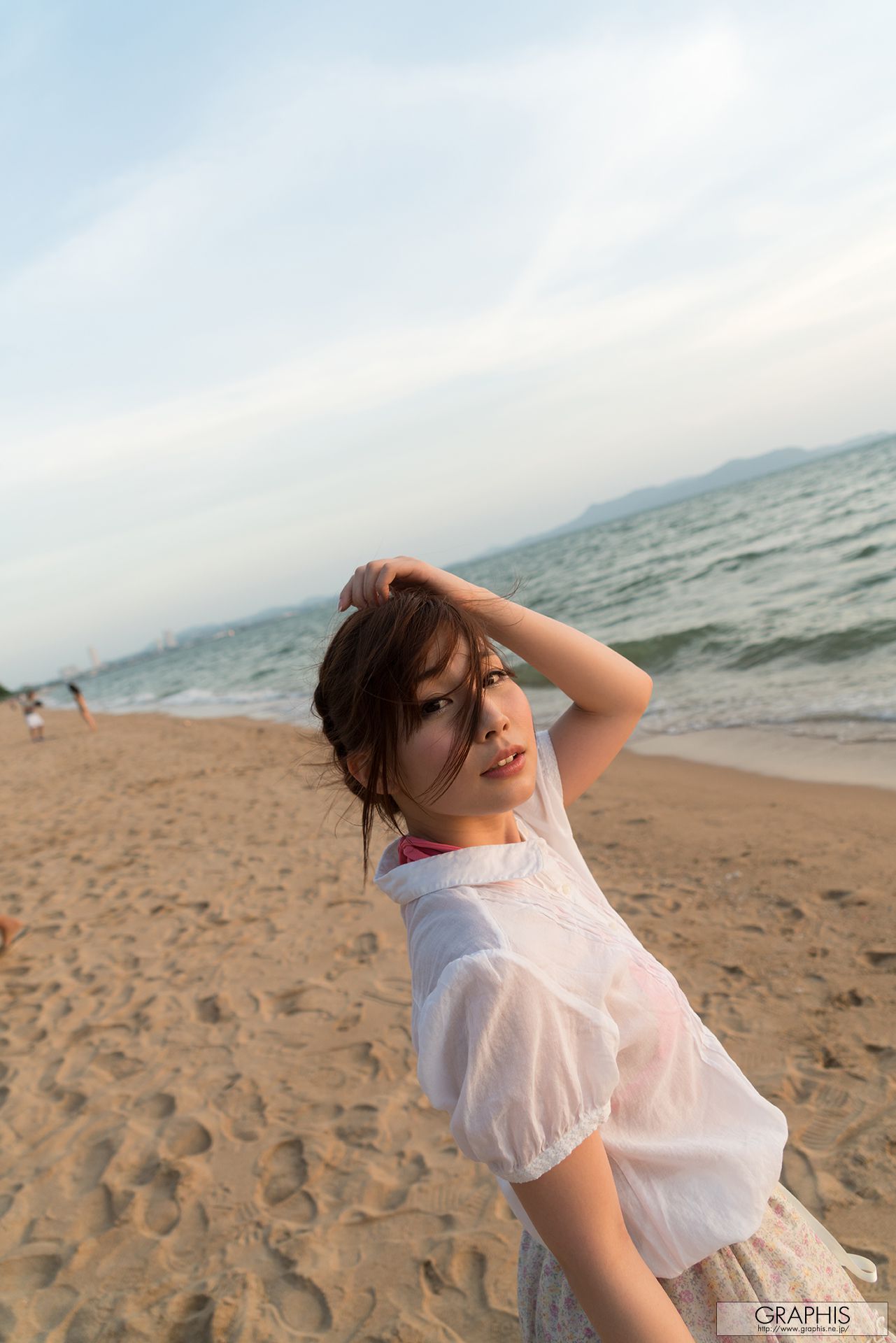 長谷川るい『Pleasant Vacation』 [Graphis] Gals