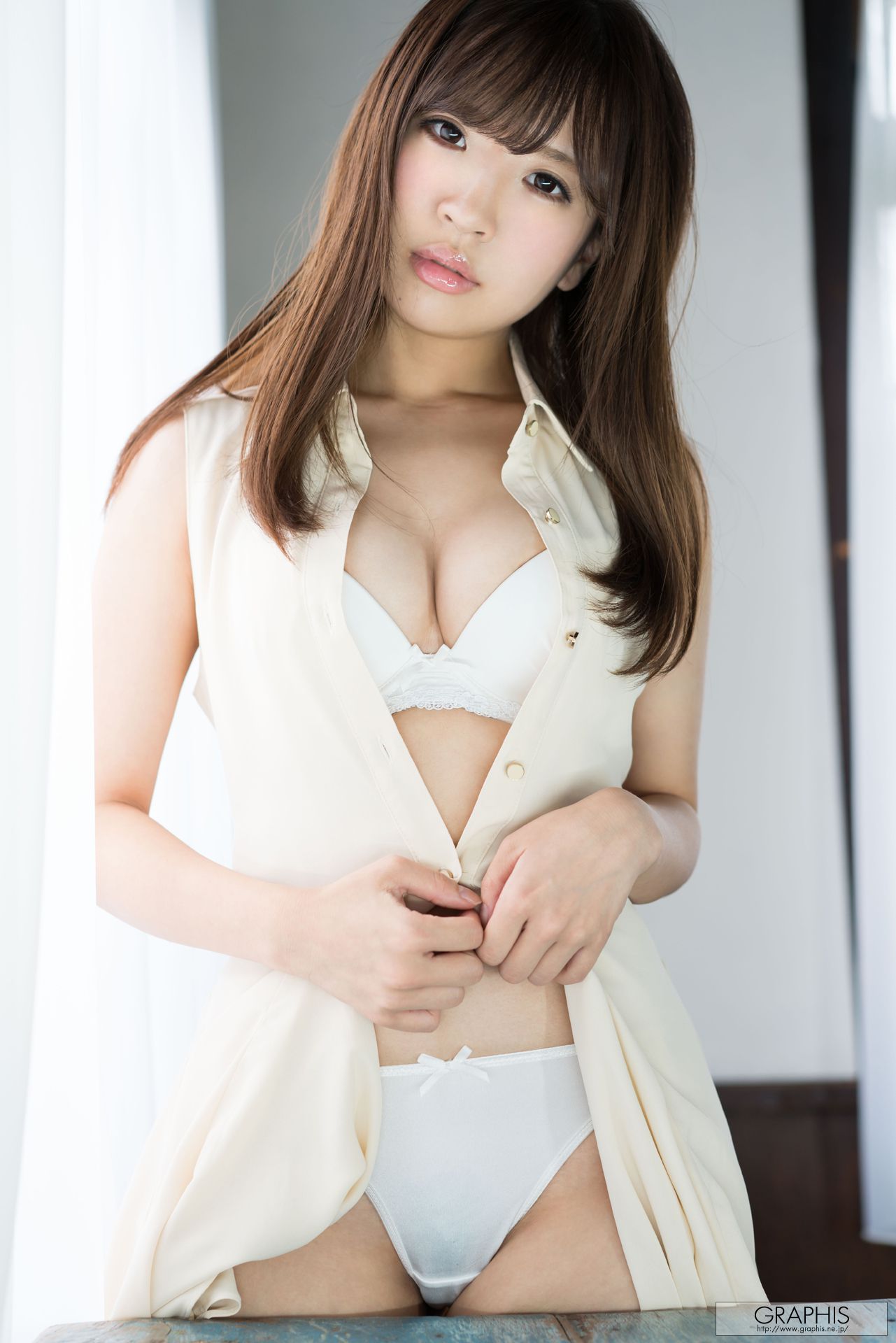 佐々波綾『Ceylon wrightia』 [Graphis] Gals