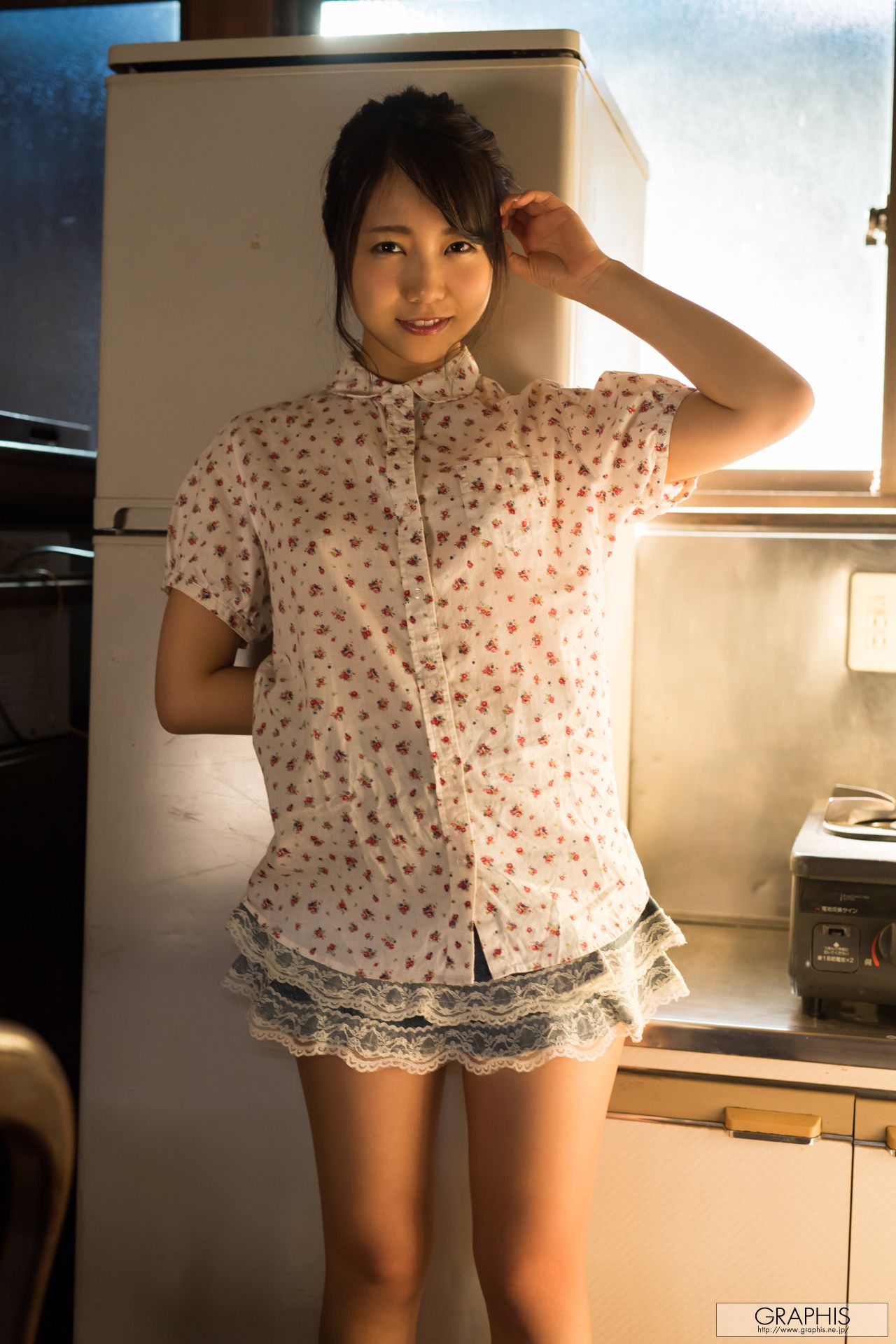 戸田真琴『Pure purification』 [Graphis] Gals