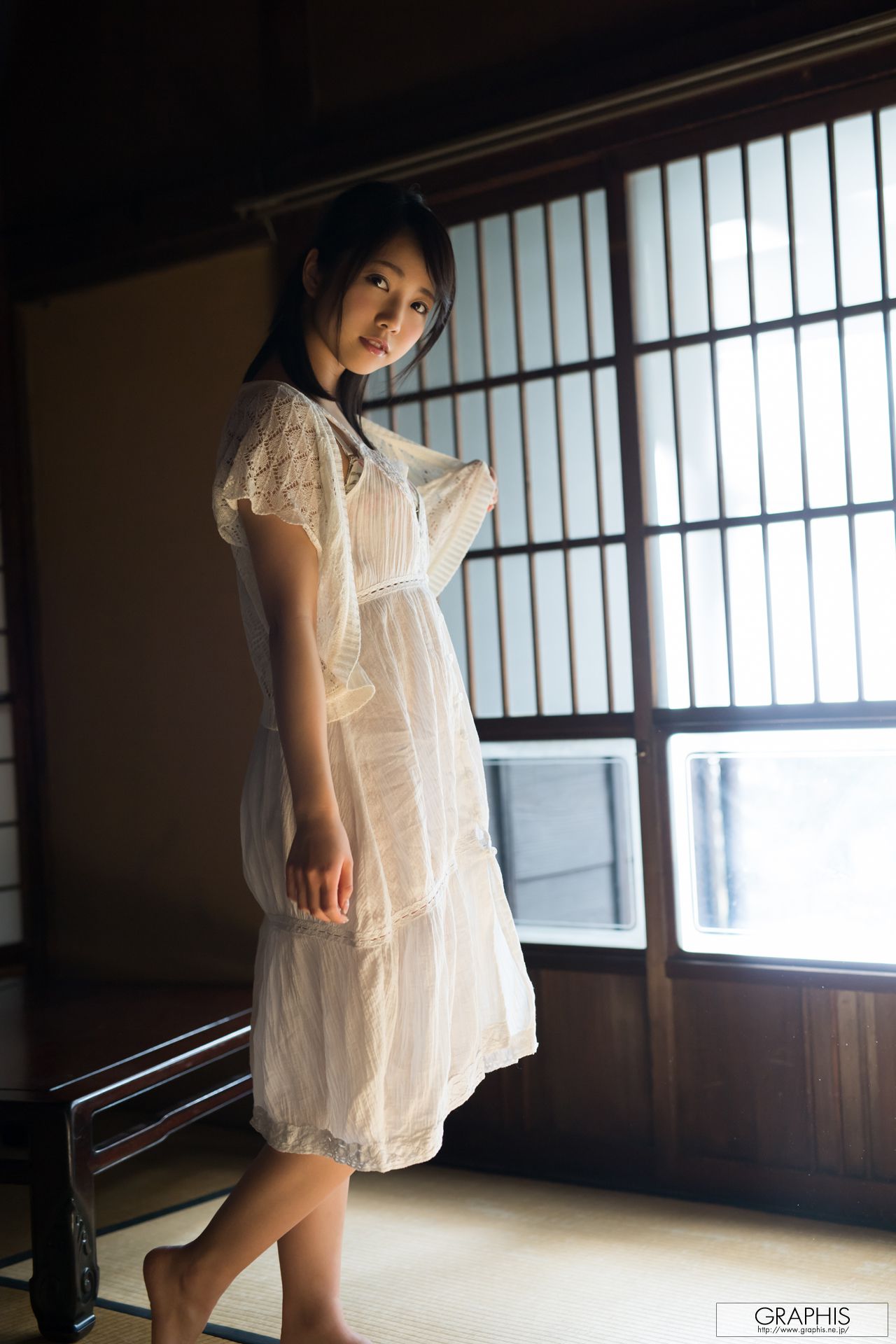 戸田真琴『Pure purification』 [Graphis] Gals