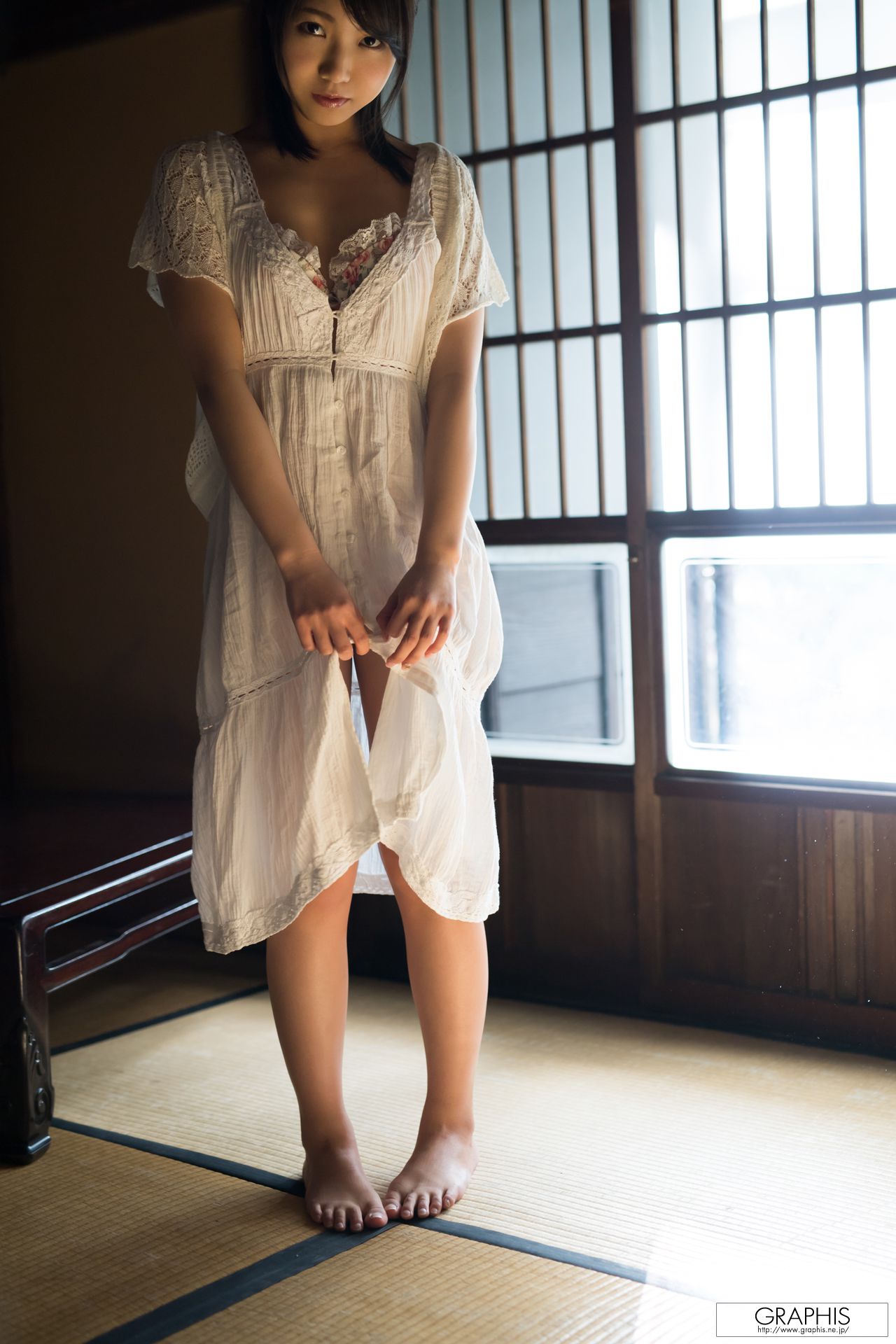 戸田真琴『Pure purification』 [Graphis] Gals
