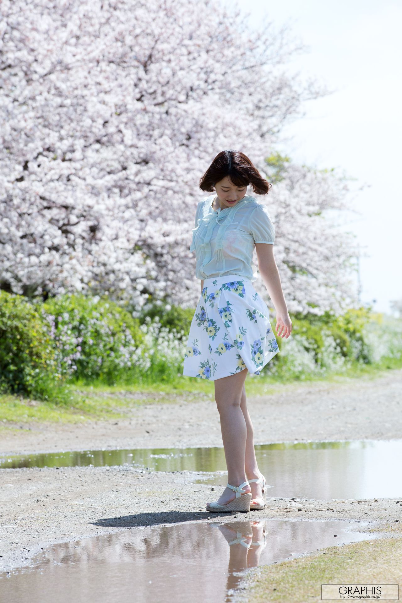 菊川みつ葉/菊川三叶『Fresh seedlings』 [Graphis] Gals
