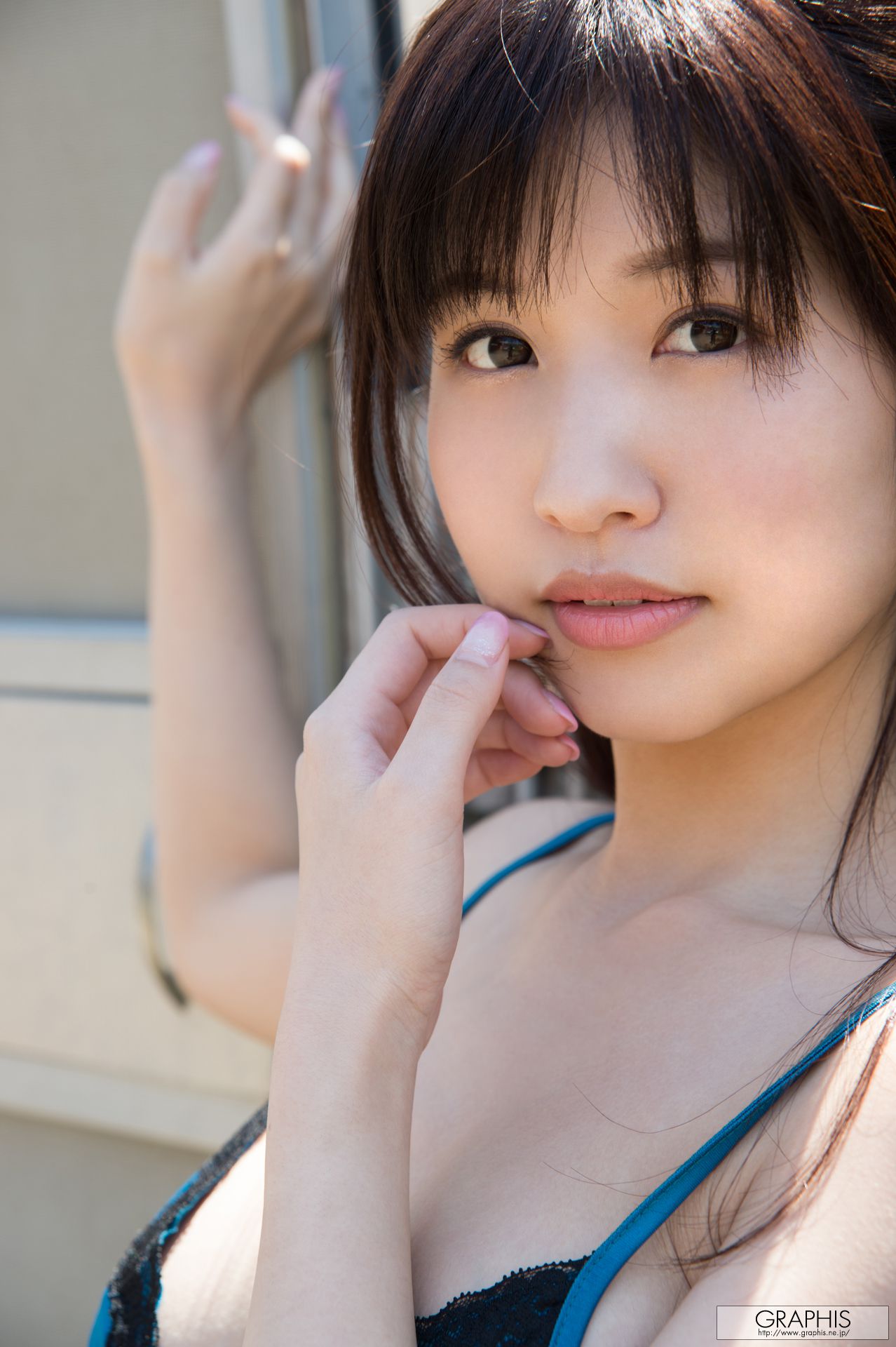 Momo Sakura 桜空もも/樱空桃『first gravure 初脫ぎ娘』 [Graphis]