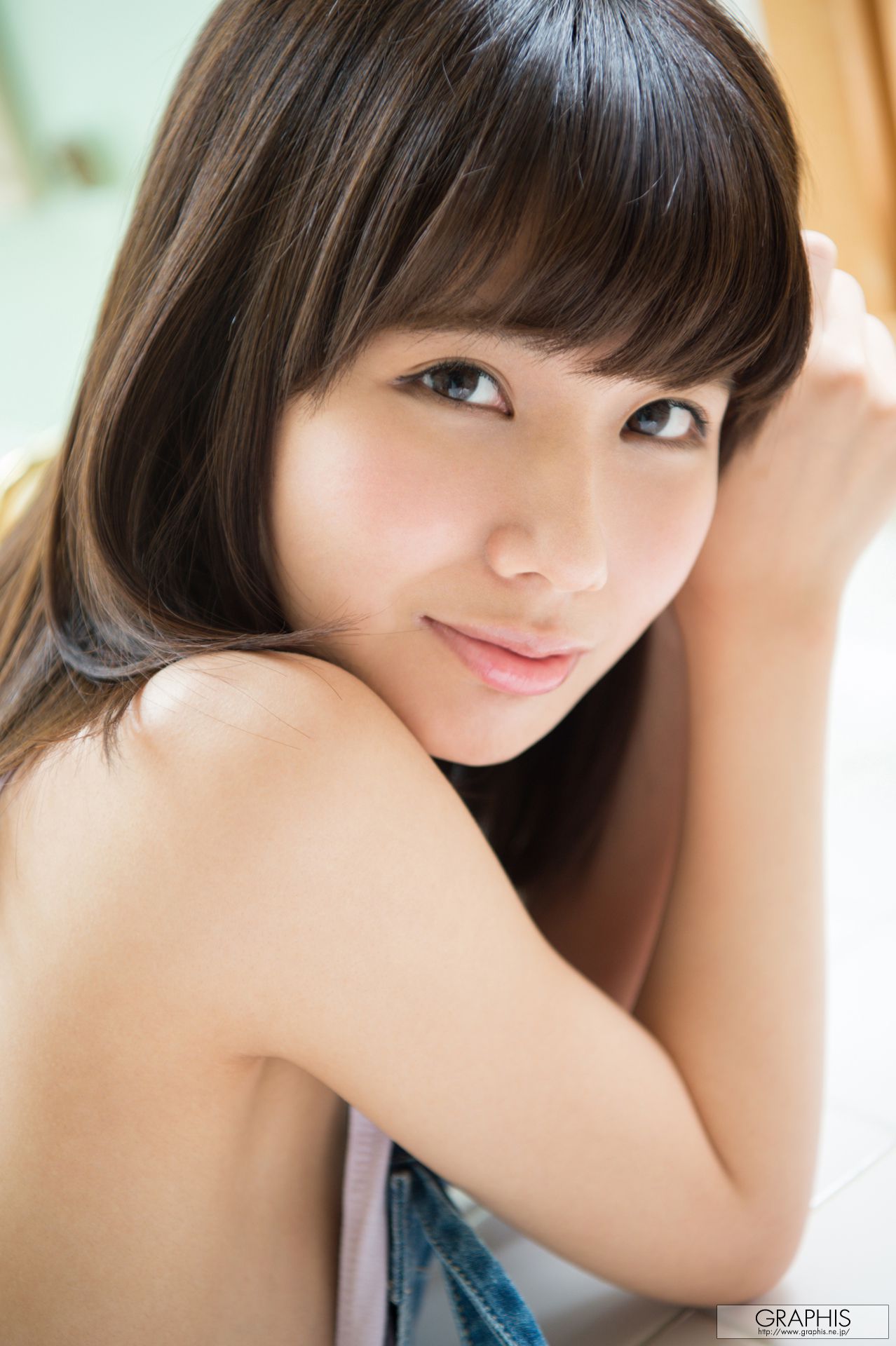 Mii Kurii 栗衣みい/栗衣美伊 [Graphis] First Gravure 初脫ぎ娘