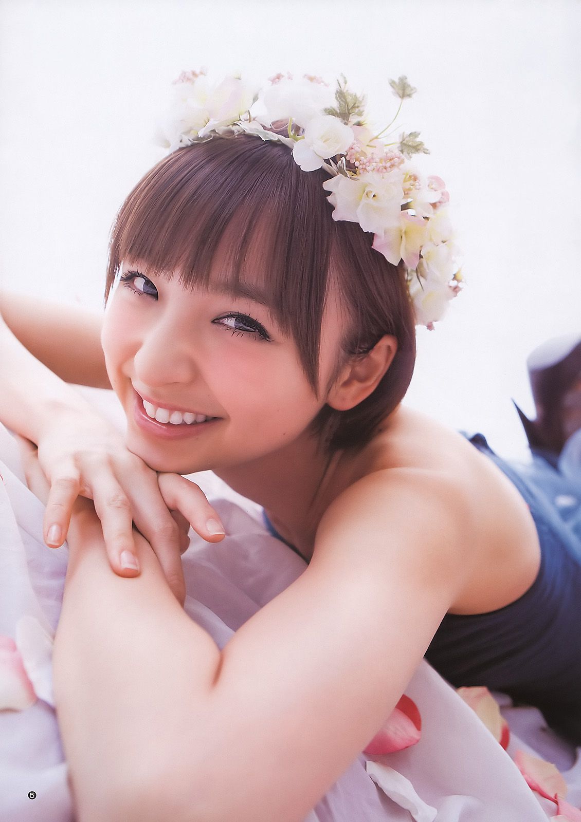 篠田麻里子 有村架純 逢沢りな [Weekly Young Jump] 2011年No.22-23写真杂志