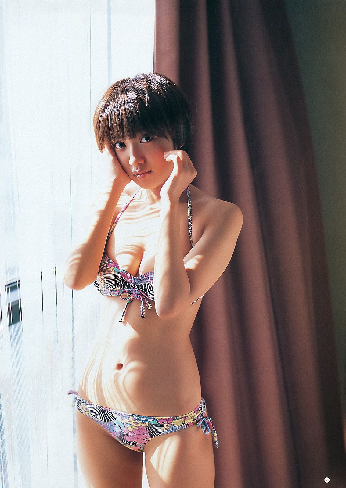 夏菜 小林優美 日南響子 [Weekly Young Jump] 2012年No.09 写真杂志