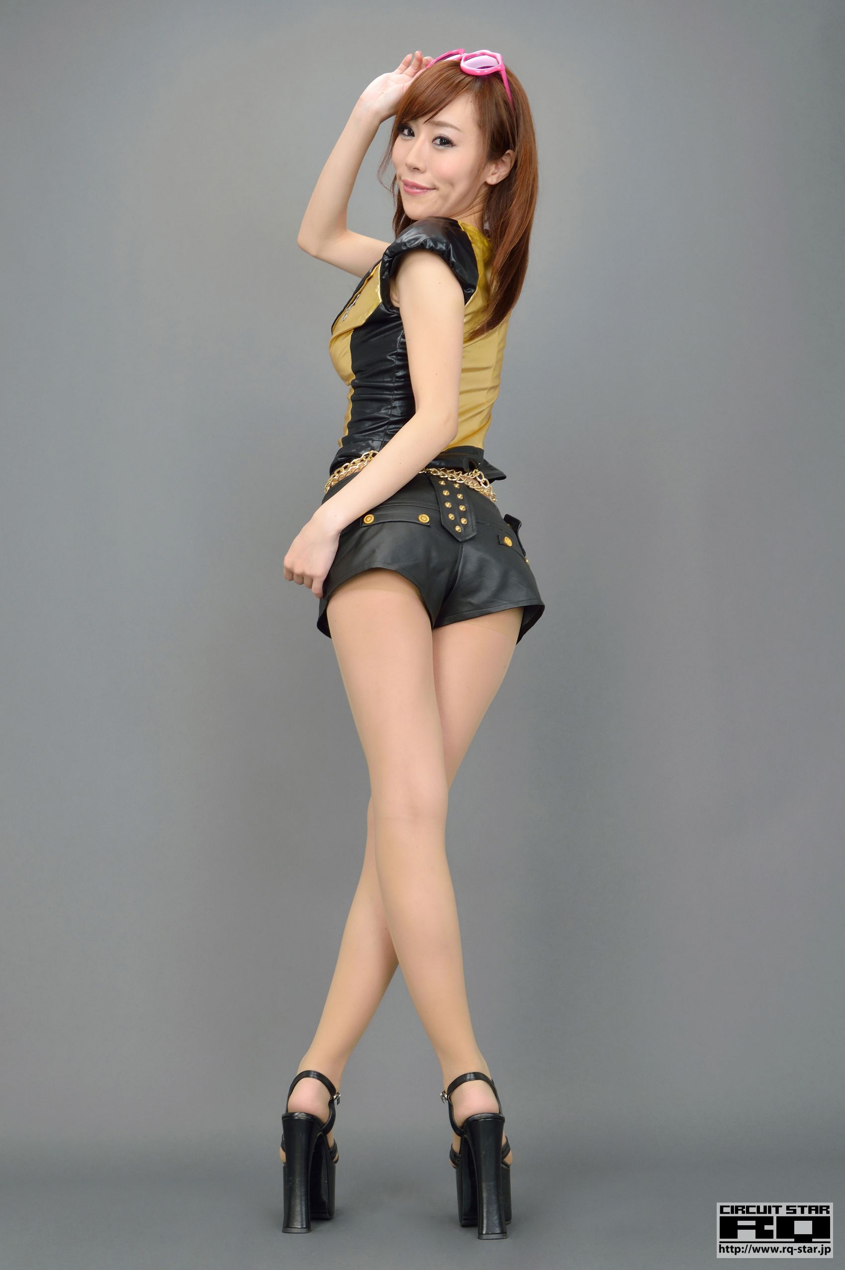 [RQ-STAR] NO.00780 MOE/柏木もえ Race Queen 写真集