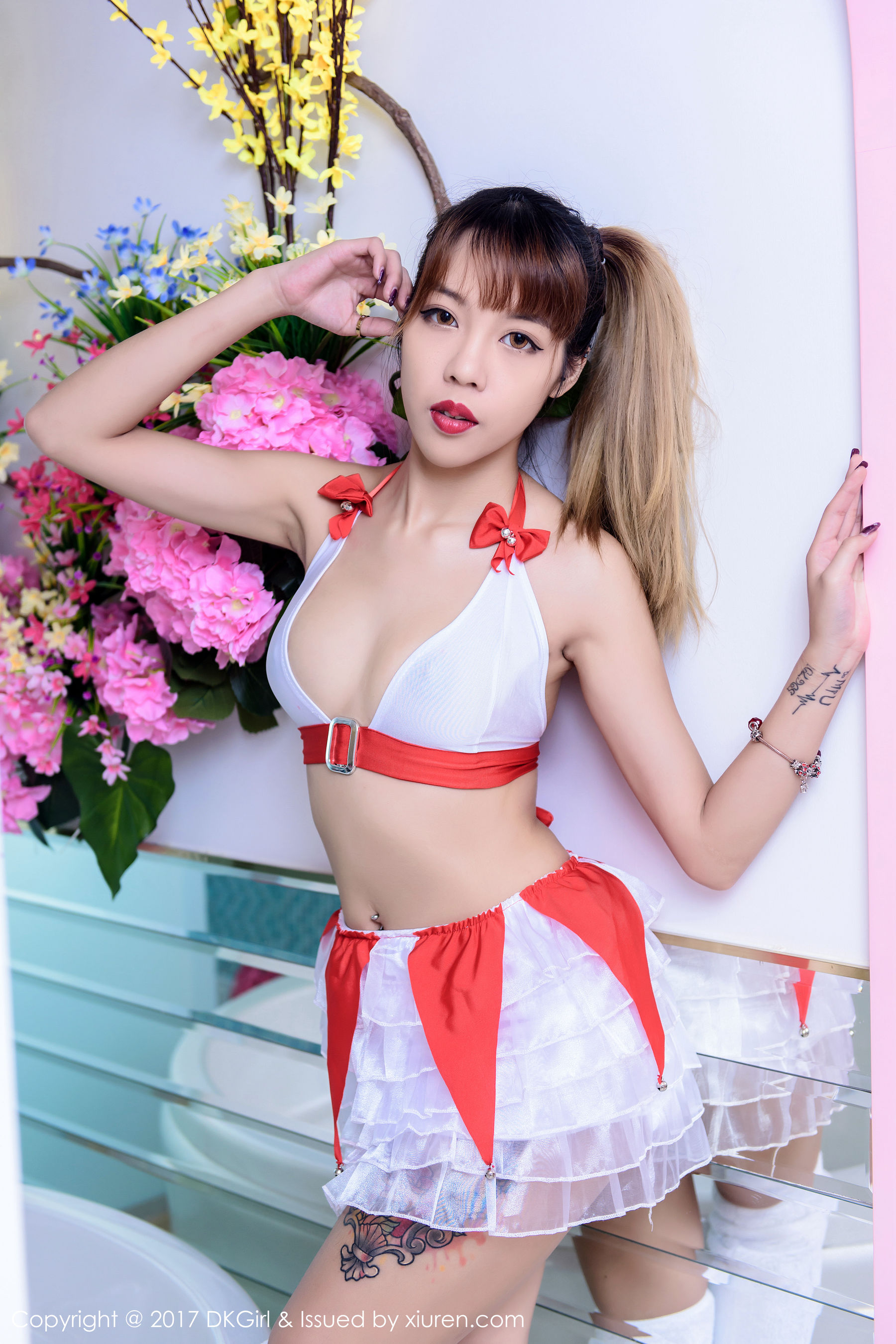 Meow喵喵哒《圣诞写真特辑》 [御女郎DKGirl] VOL.008