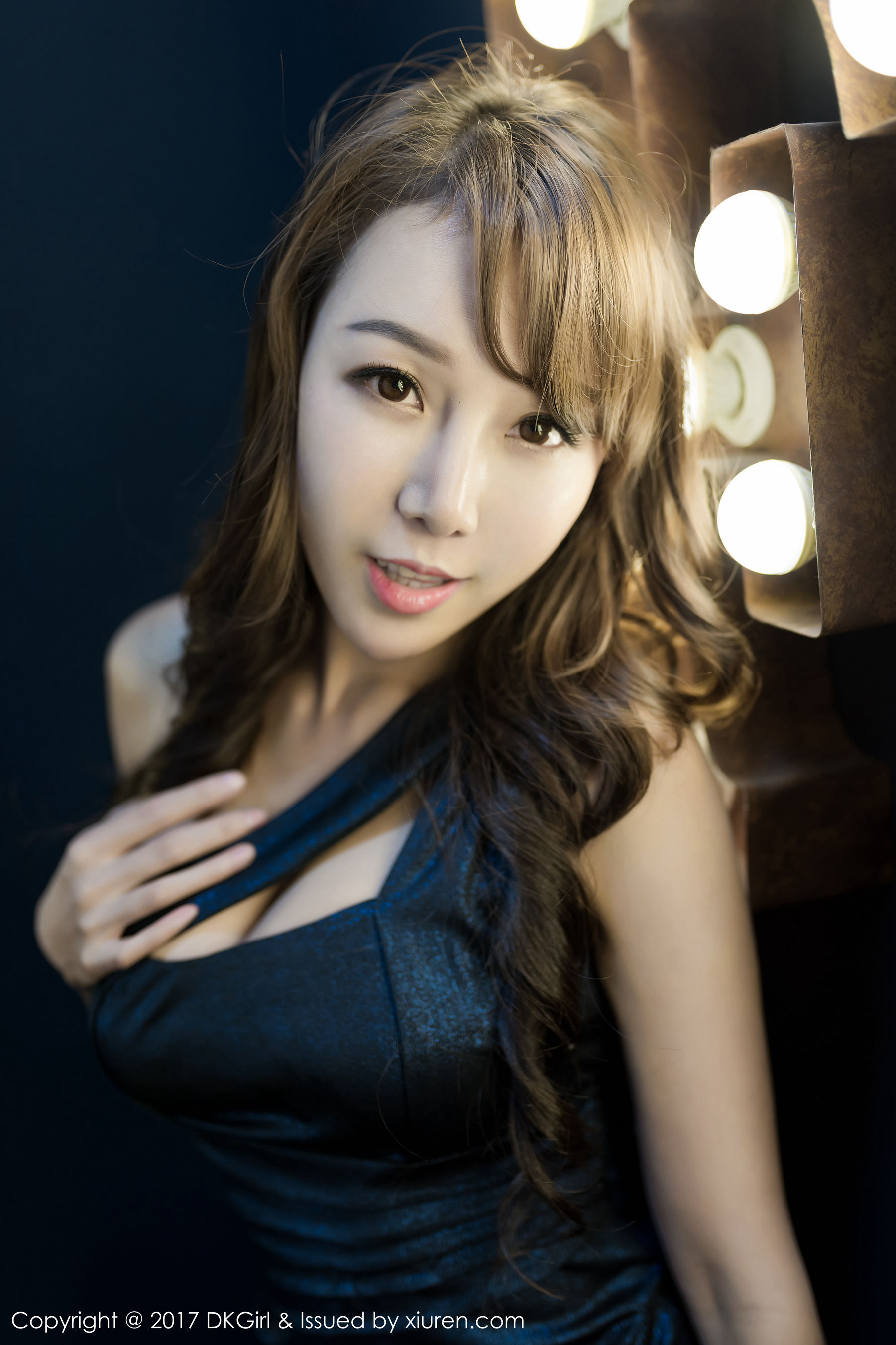 王沫儿SaSa《激情写真》 [御女郎DKGirl] VOL.016