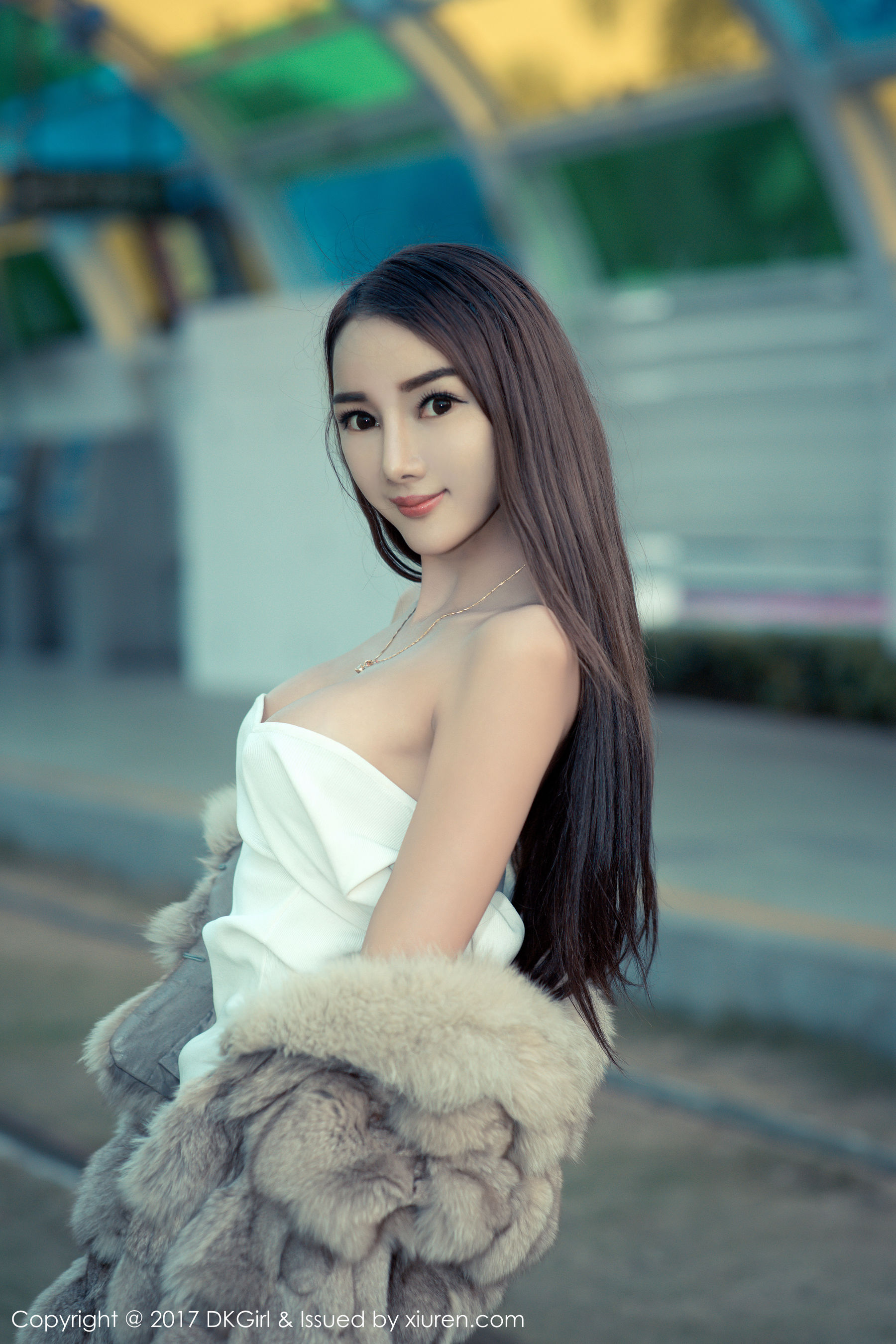 婕西儿jessie《巨乳高挑，性感狂野》 [御女郎DKGirl] VOL.030