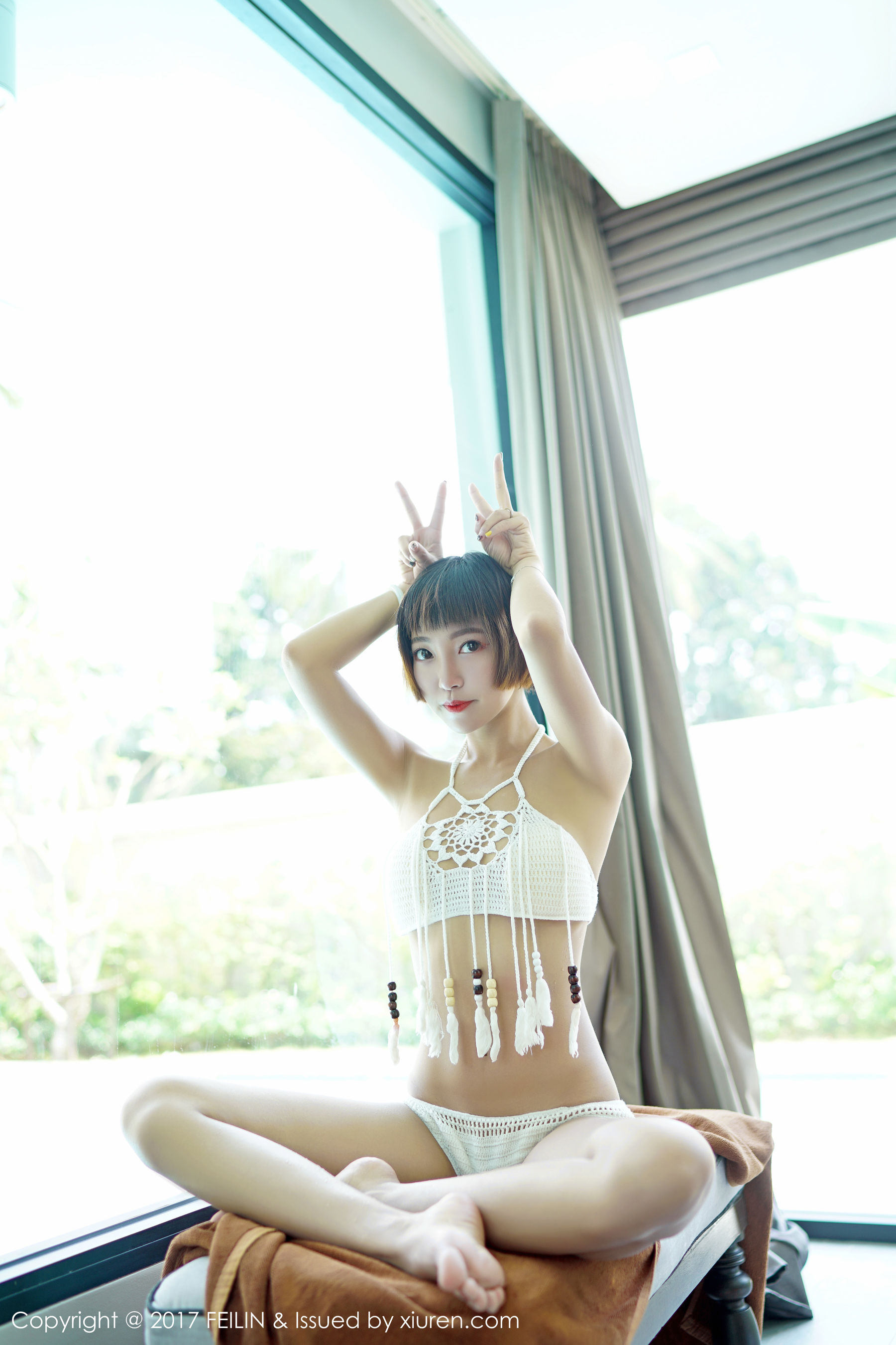 冯木木LRIS《泰国旅拍第一套》 [嗲囡囡FEILIN] VOL.083