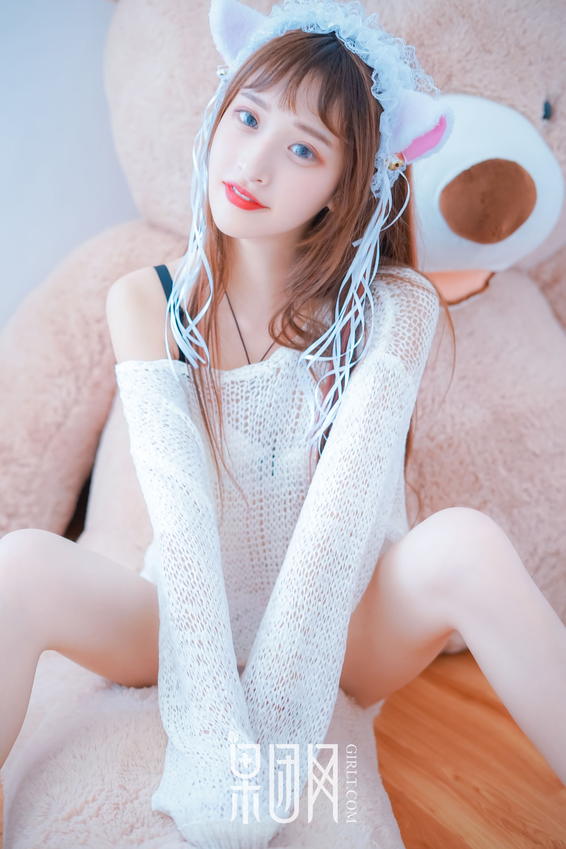 little贝殼《裸露香肩美背大玩cosplay》 [果团网Girlt] No.022