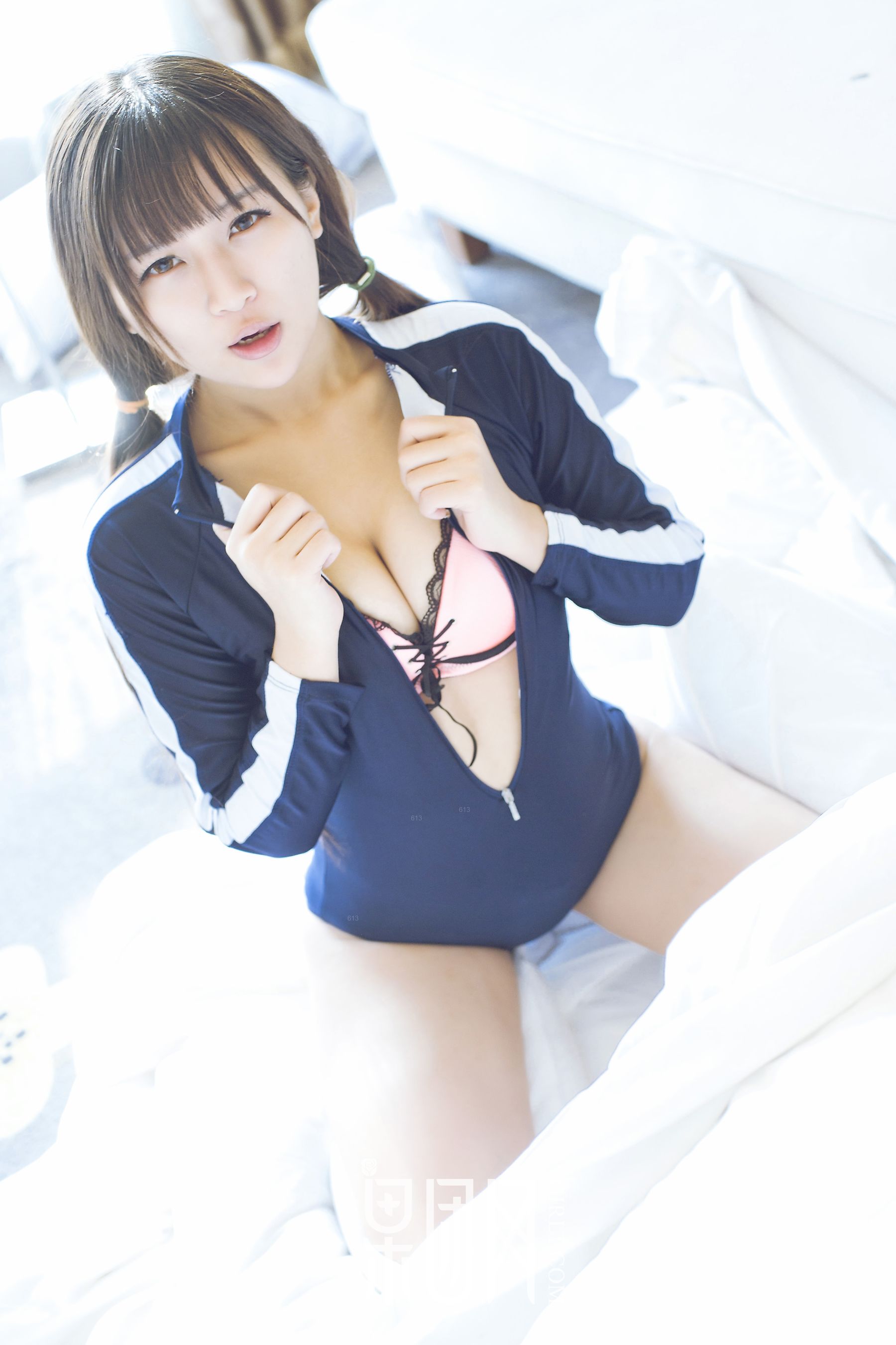 熙恩《日系连体运动服+日系吊带深沟》 [果团网Girlt] No.030