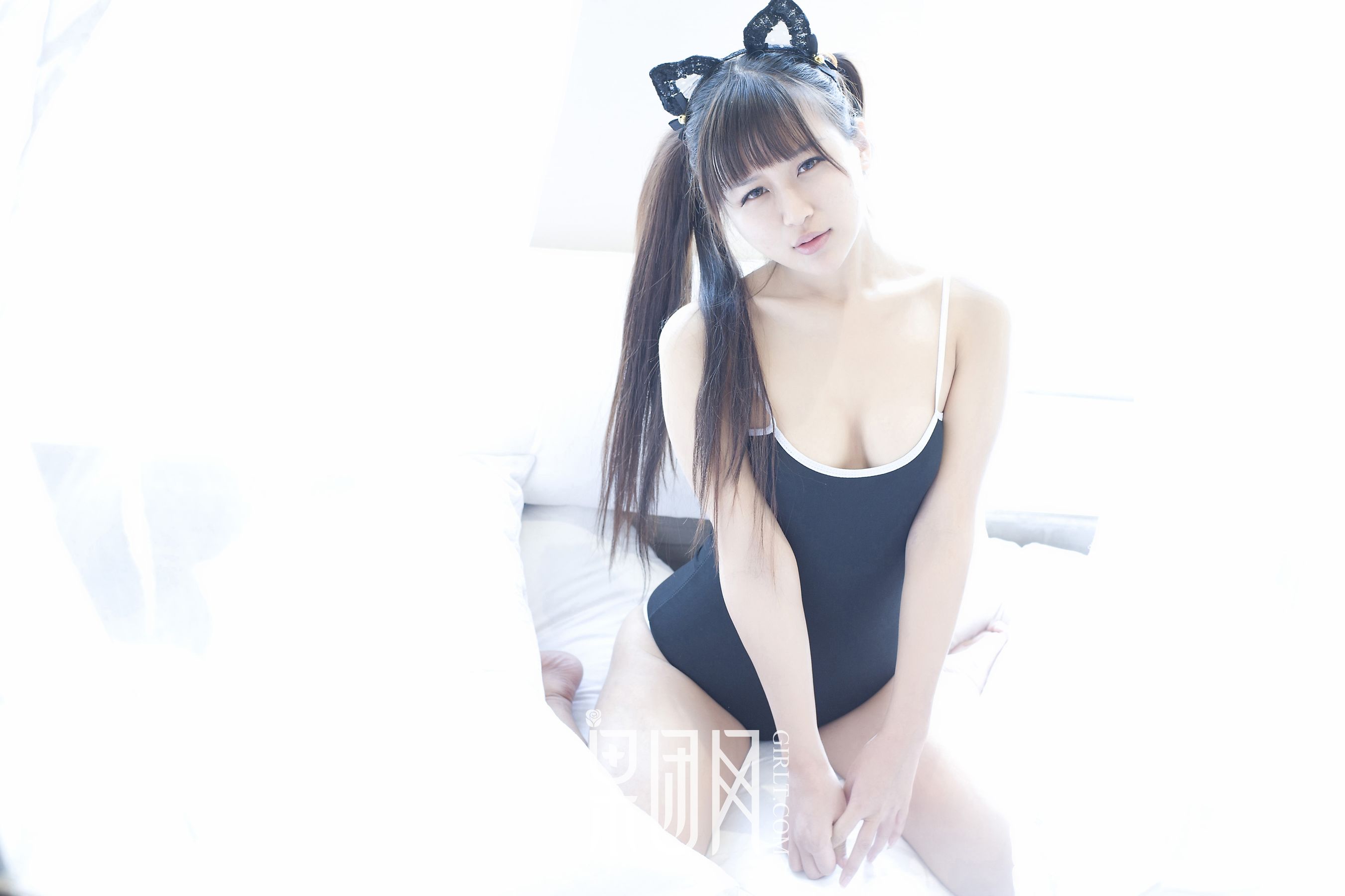 熙恩《日系连体运动服+日系吊带深沟》 [果团网Girlt] No.030