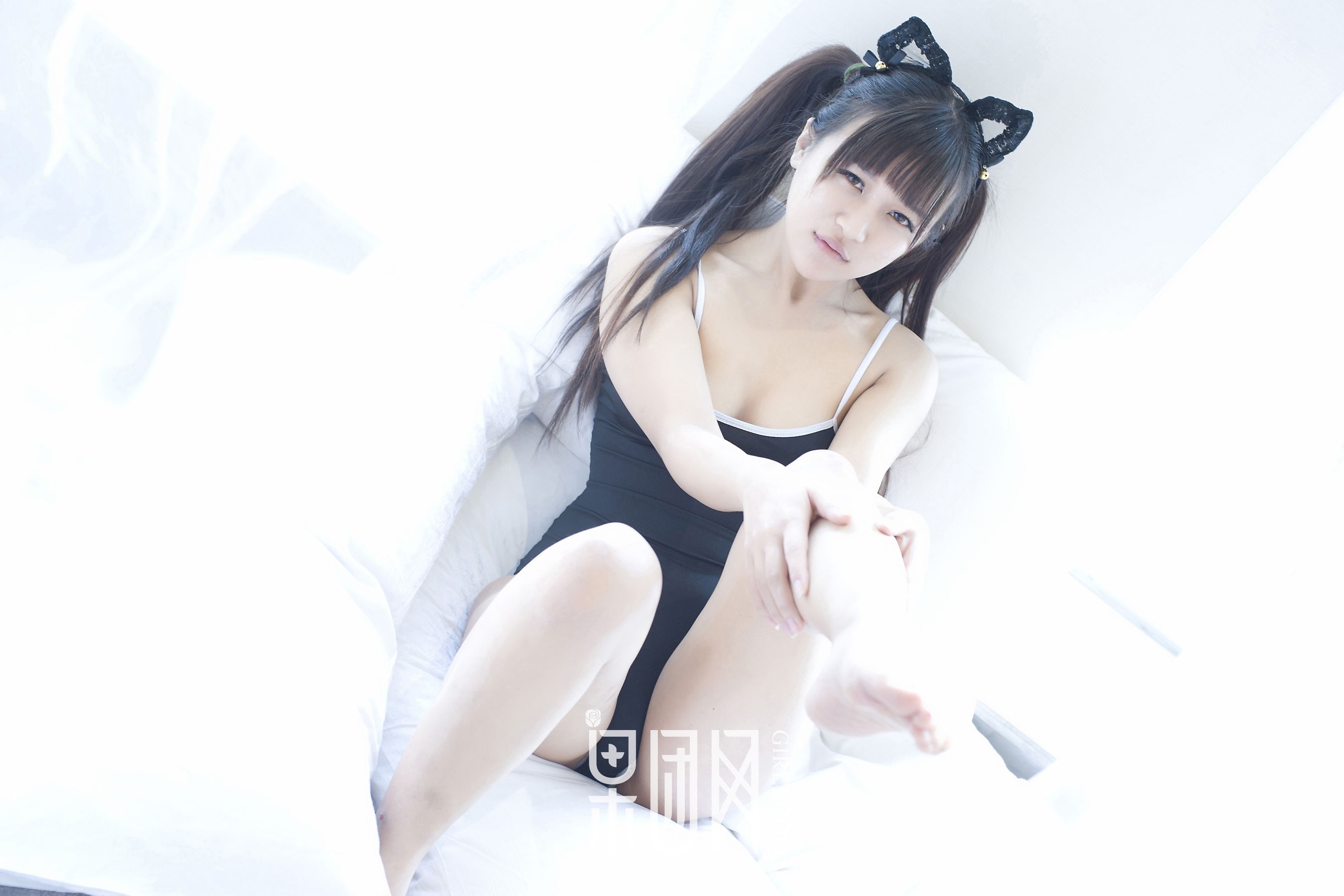 熙恩《日系连体运动服+日系吊带深沟》 [果团网Girlt] No.030